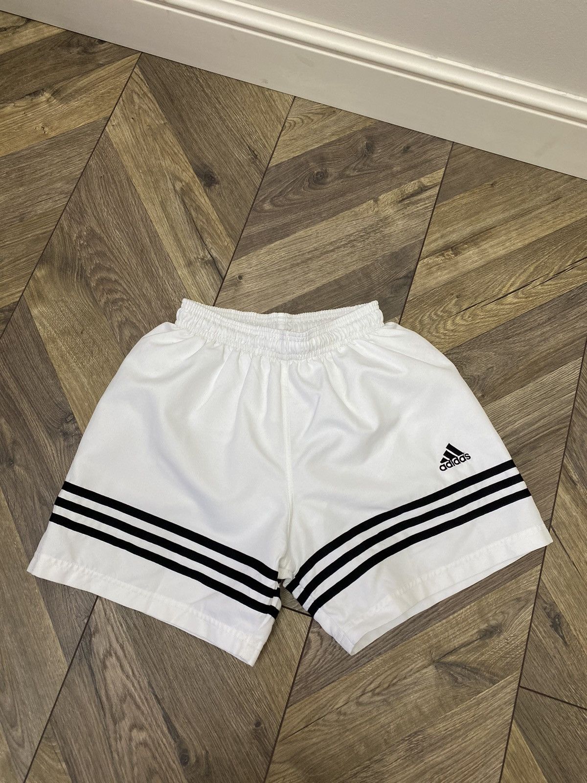 Adidas × Vintage Vintage Adidas 90s style Shorts Size US 29 - 1 Thumbnail