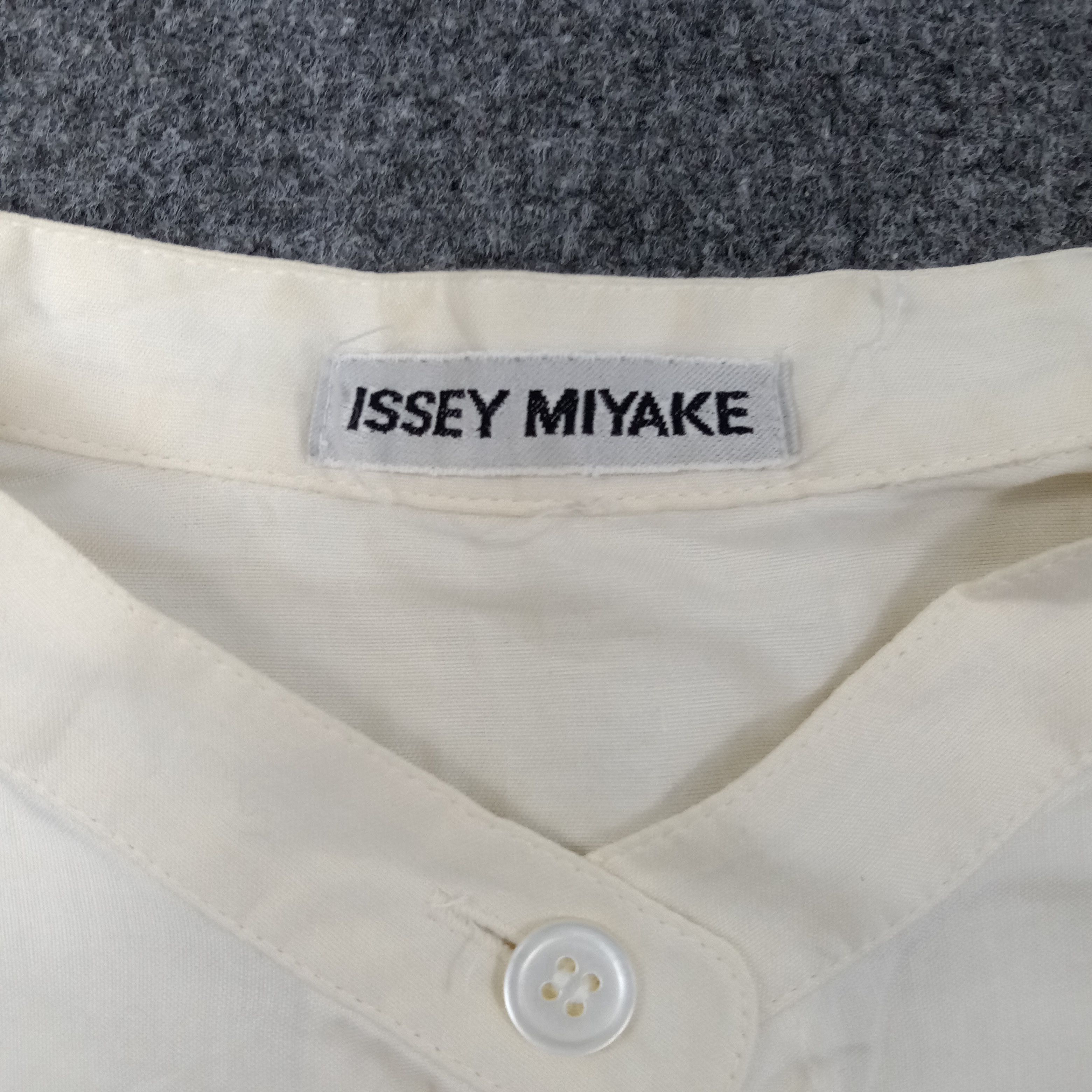 Issey Miyake Issey Miyake Japanese Designer Shirt Button Up C223N53 Size US L / EU 52-54 / 3 - 3 Thumbnail