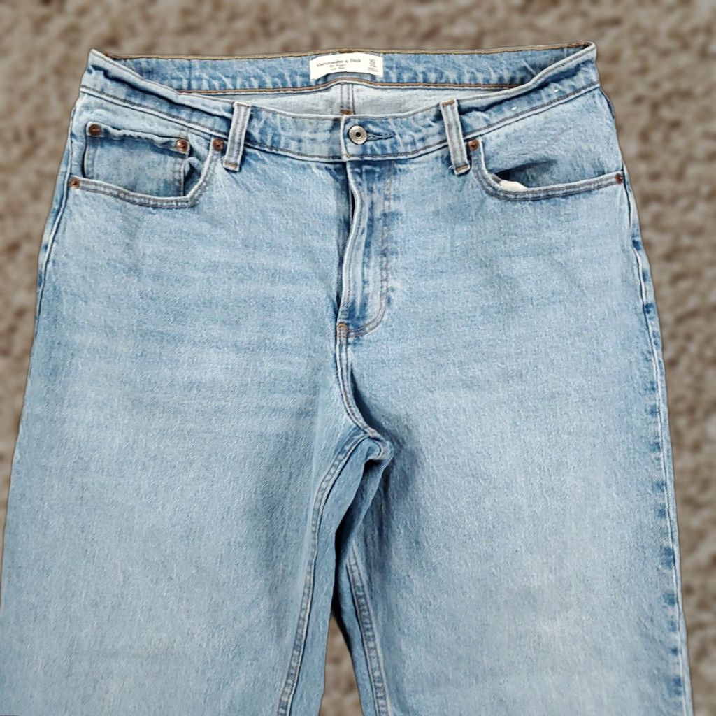 Abercrombie & Fitch Abercrombie & Fitch The Baggy Jean Womens 30 10 Short Low Rise Loose Relaxed Y2K Jeans Size 30" / US 8 / IT 44 - 1 Thumbnail