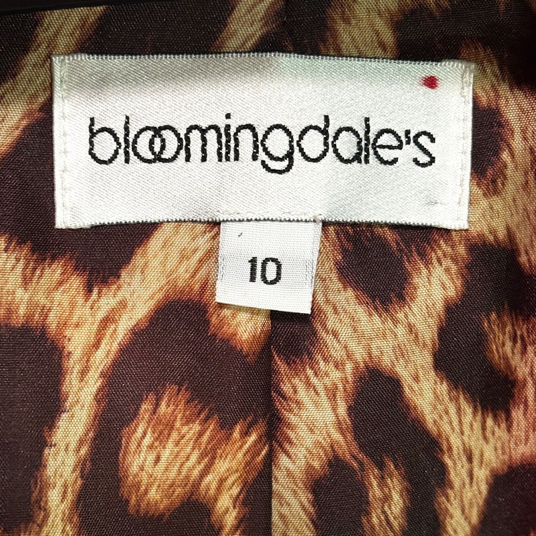 Bloomingdale's Bloomingdale's Trench Coat Womens 10 Black Leopard Lined Belted Made in USA Coat Women 10 Black Leopard Trench Belted USA Classic Size L / US 10 / IT 46 - 4 Thumbnail