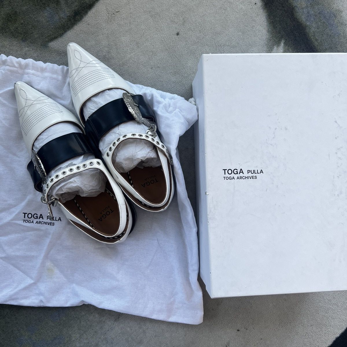 Toga Pulla Toga Pulla buckled flat pumps Size US 8 / IT 38 - 5 Thumbnail