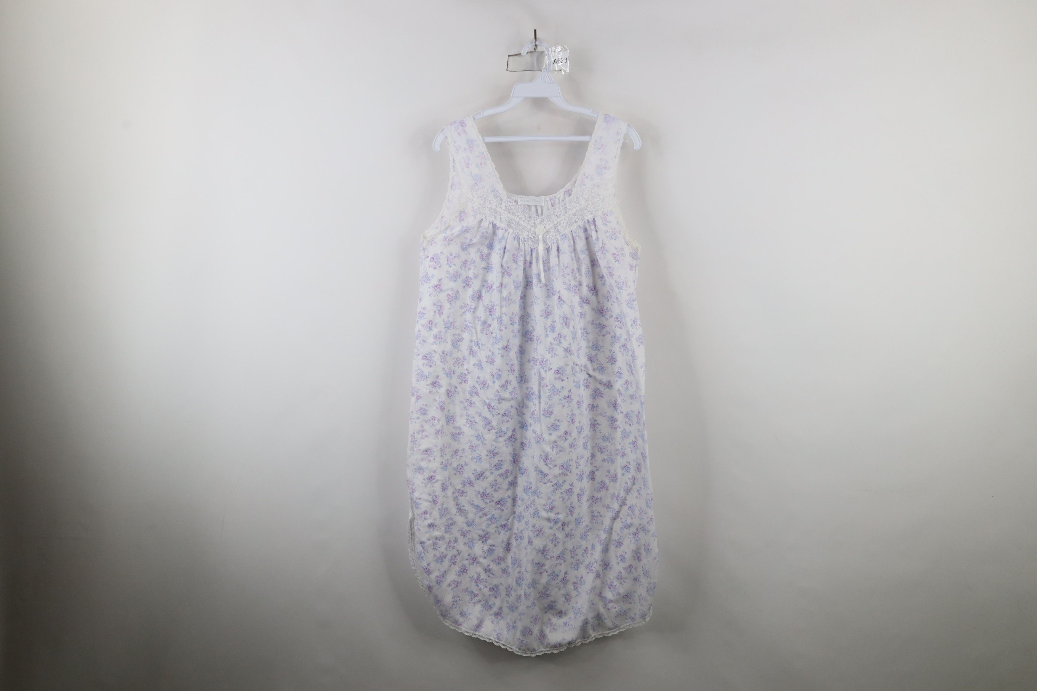 Vintage Vintage 90s Miss Elaine Lace Night Gown Sleep Shirt USA Size M / US 6-8 / IT 42-44 - 1 Thumbnail