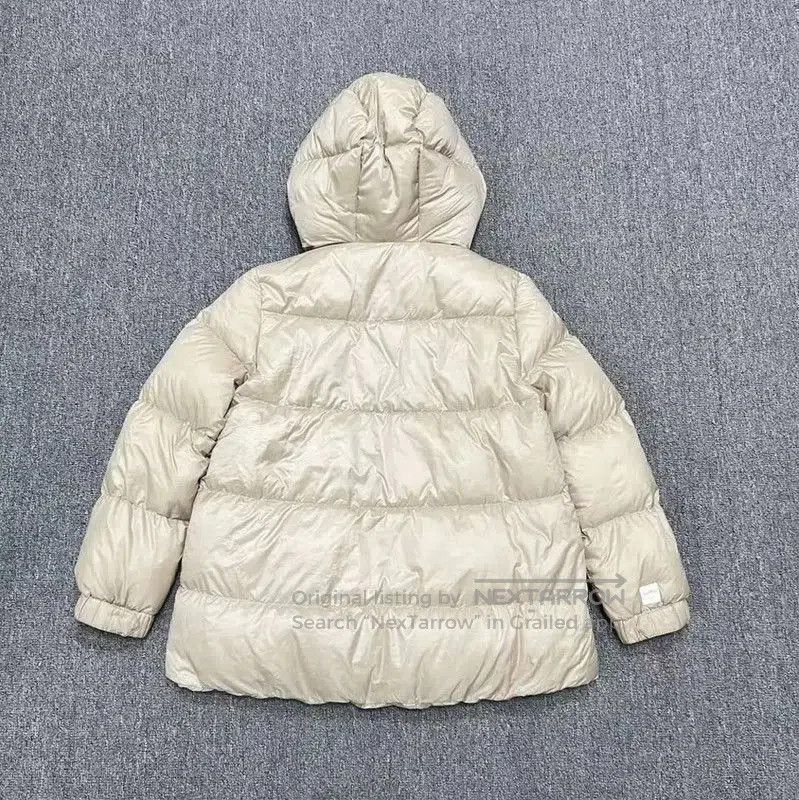 Max Mara MaxMara Beige Women's Down Jacket . Size S / US 4 / IT 40 - 2 Thumbnail