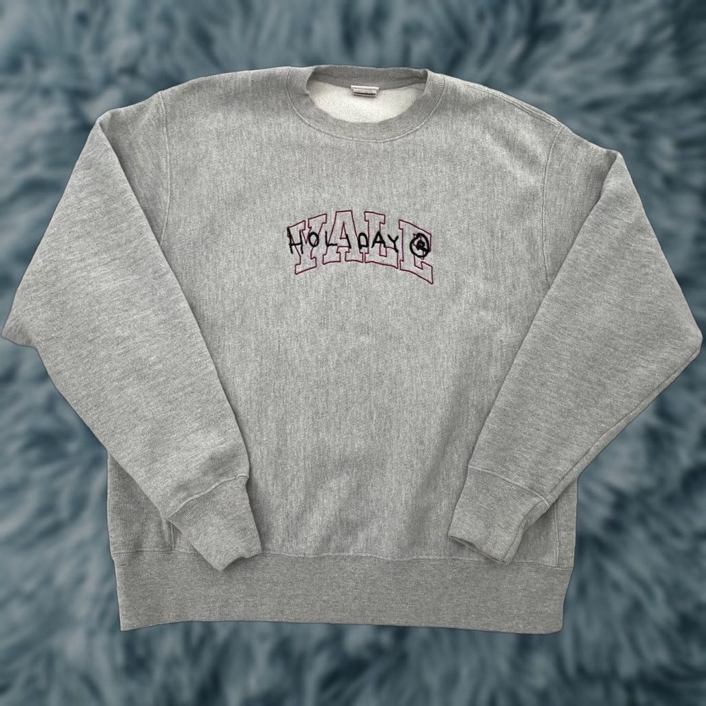 Champion VINTAGE Champion Reverse Weave Yale University Sweatshirt Adult Large Crewneck Gray Ivy University Logo 90s Mens Size US L / EU 52-54 / 3 - 1 Thumbnail