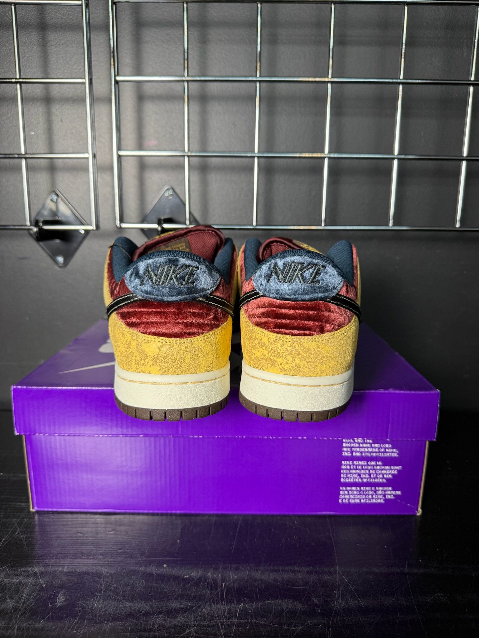 Nike Nike SB Dunk Low "City of Cinema" - Size 11.5 Size US 11.5 / EU 44-45 - 5 Thumbnail