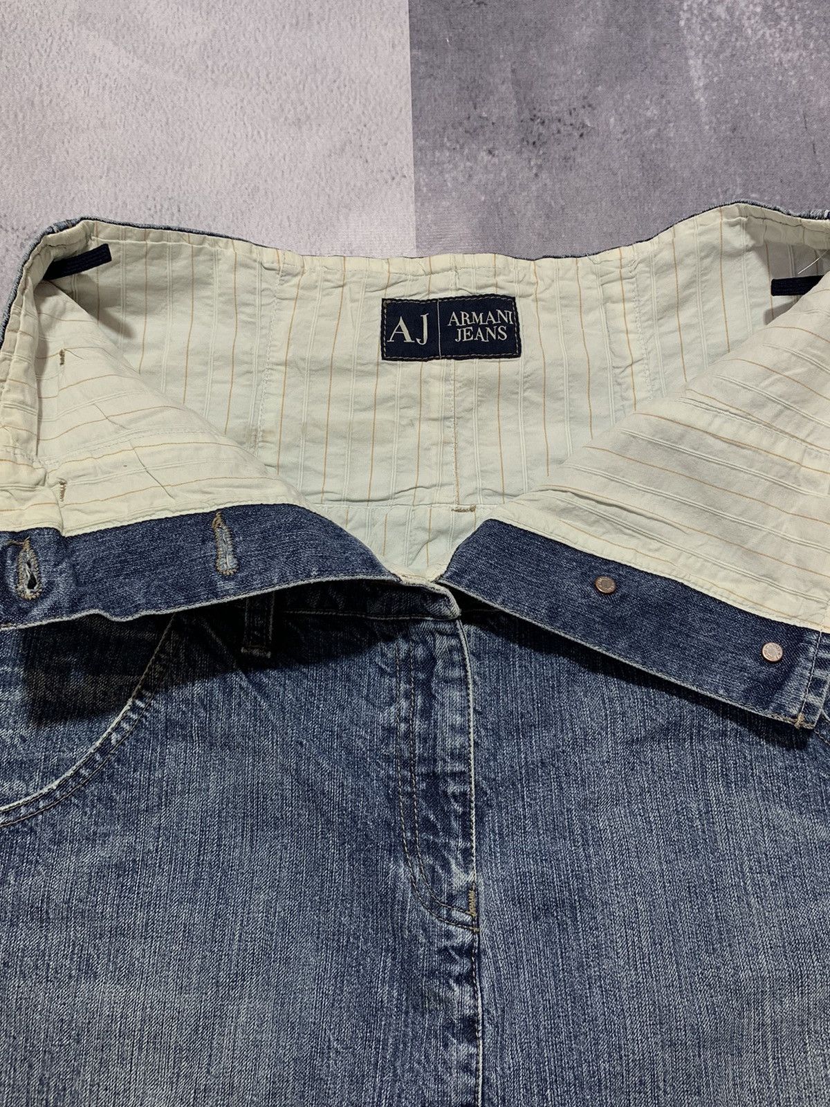 Armani × Vintage Vintage Y2K Armani jeans denim skirt streetwear size 30 Size 30" / US 8 / IT 44 - 4 Thumbnail