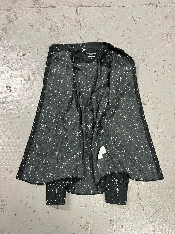 Dolce & Gabbana 2010s Dolce & Gabbana Black Polka Dot Cross Print Shirt Size US S / EU 44-46 / 1 - 8 Thumbnail