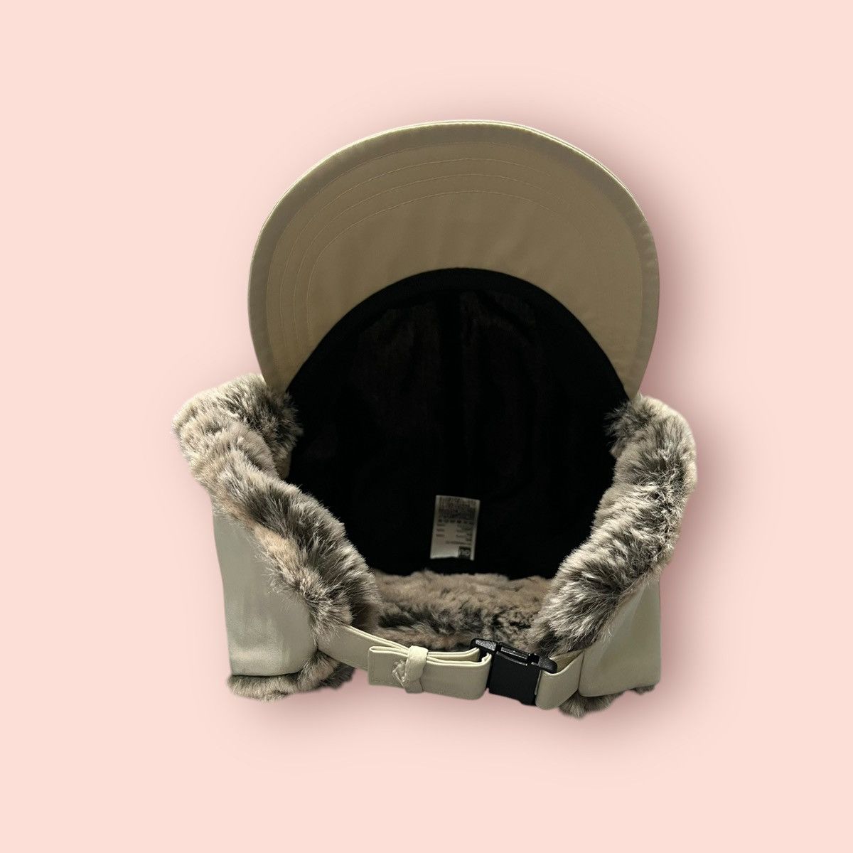 GU × Japanese Brand × Jun Takahashi VINTAGE GU 5 PANEL TRAPPER HAT Size ONE SIZE - 16 Thumbnail