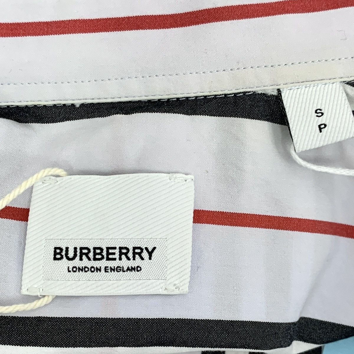 Burberry Burberry Vertical Striped Long Sleeve Shirt K26WX Size US S / EU 44-46 / 1 - 5 Thumbnail