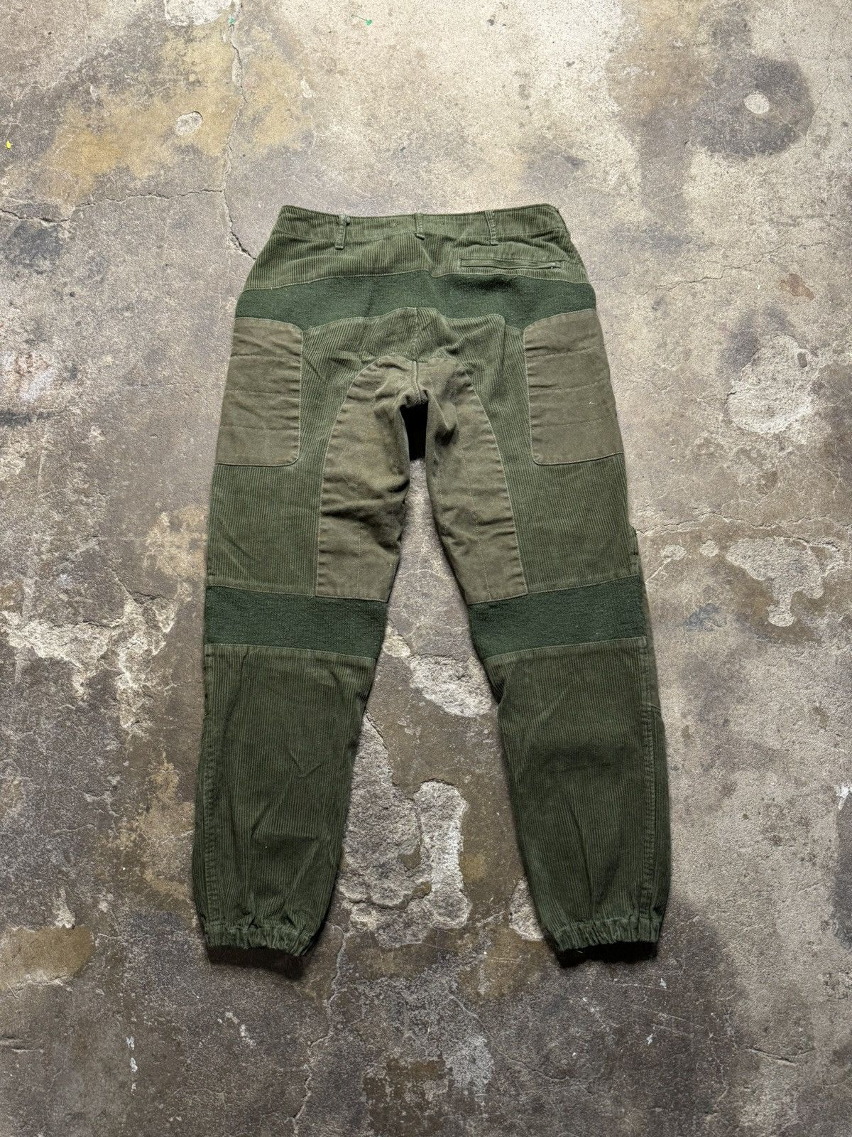パンツ ENGINEERED GARMENTS MOTO PANT CORDUROY MOTO PANT – 8W CORDUROY Olive | Dresswell online store