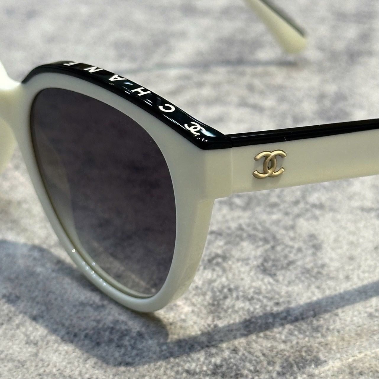 Chanel CHANEL 0CH5414 1763S6 Sunglasses Size ONE SIZE - 4 Thumbnail
