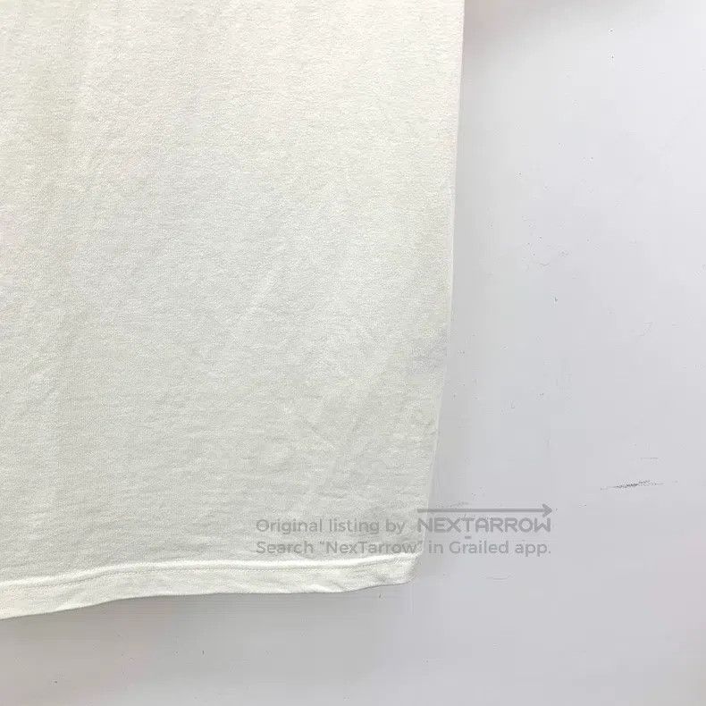 Louis Vuitton Louis Vuitton 23 white rainbow monogrammed cotton crew nec Size US S / EU 44-46 / 1 - 4 Thumbnail