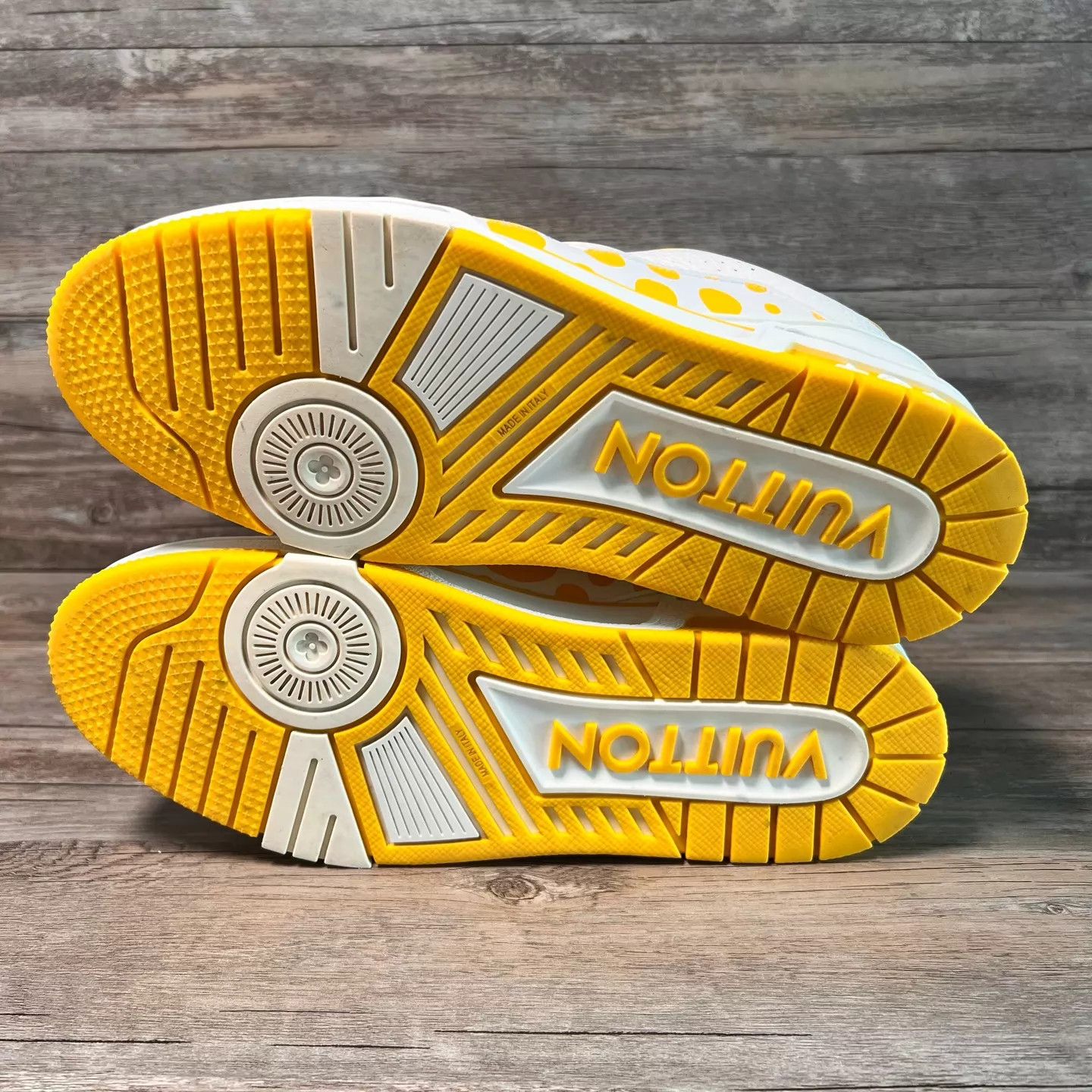 Louis Vuitton LV x Yayoi Kusama Trainer White Yellow UK7/41 Size US 8 / EU 41 - 6 Thumbnail