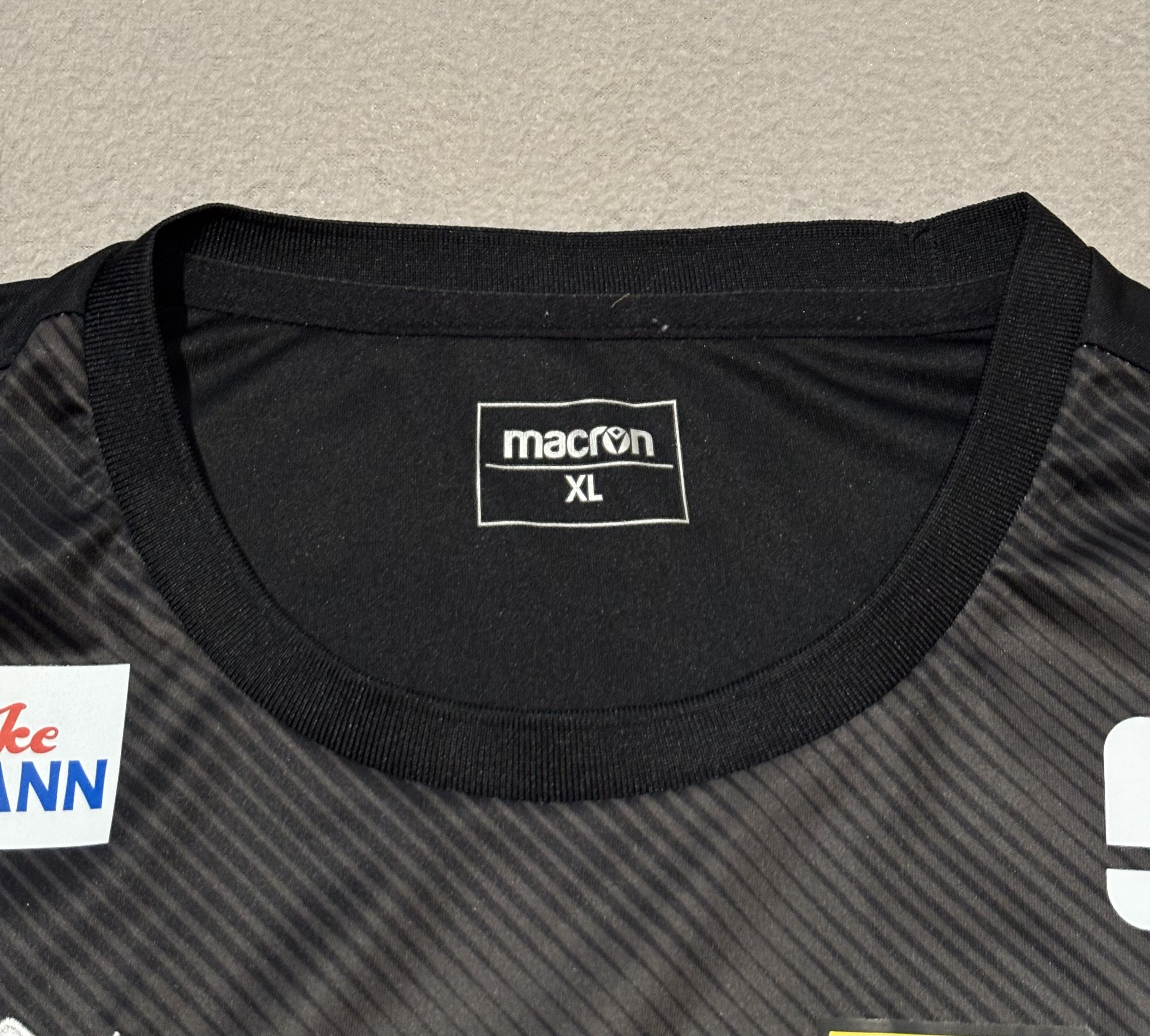 Macron VfL Eintracht Hagen 2021/2022 Toromanović #43 Macron Size US XL / EU 56 / 4 - 14 Thumbnail