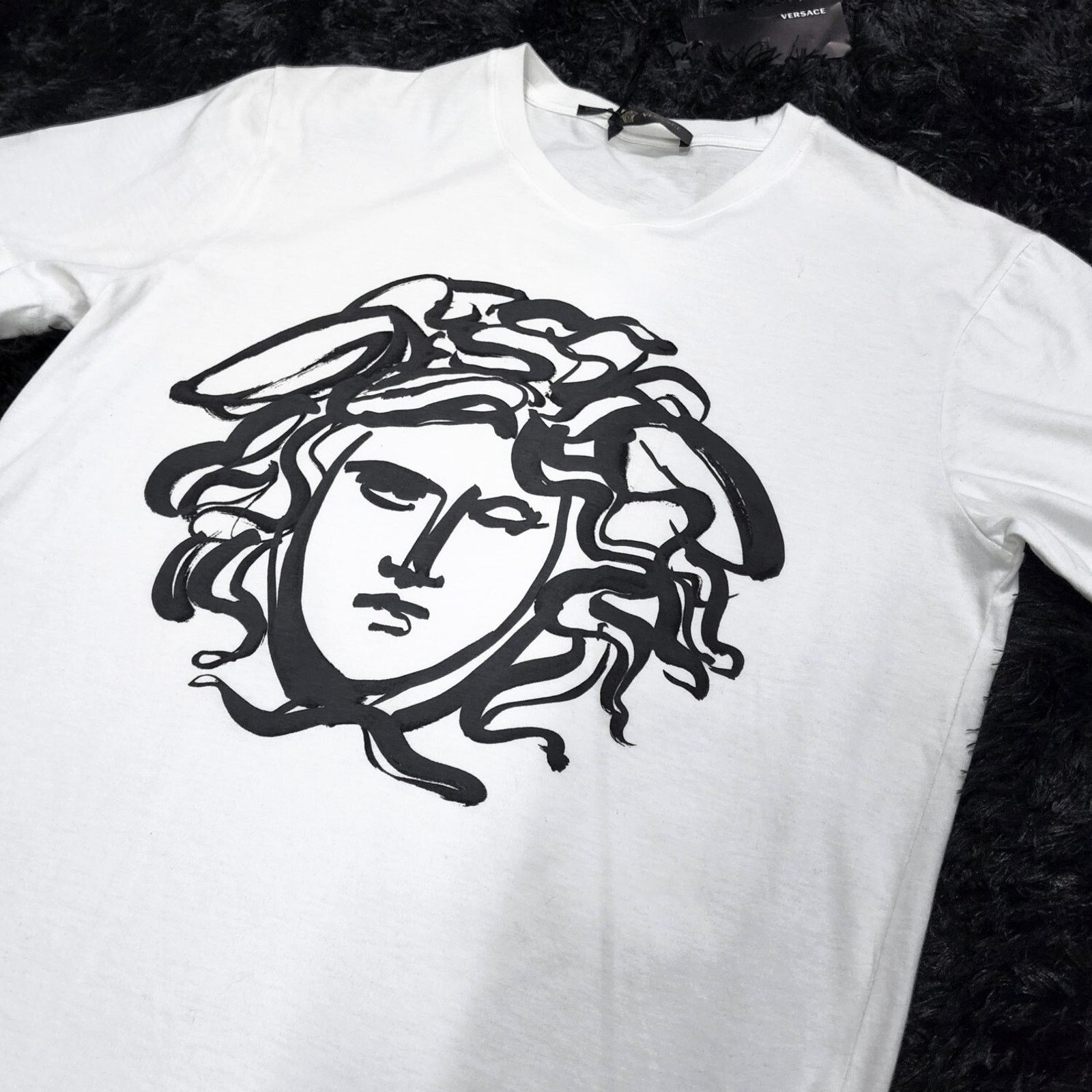 Versace Versace Painted Medusa Head T-shirt White size M | MSRP $395 Size US M / EU 48-50 / 2 - 2 Thumbnail