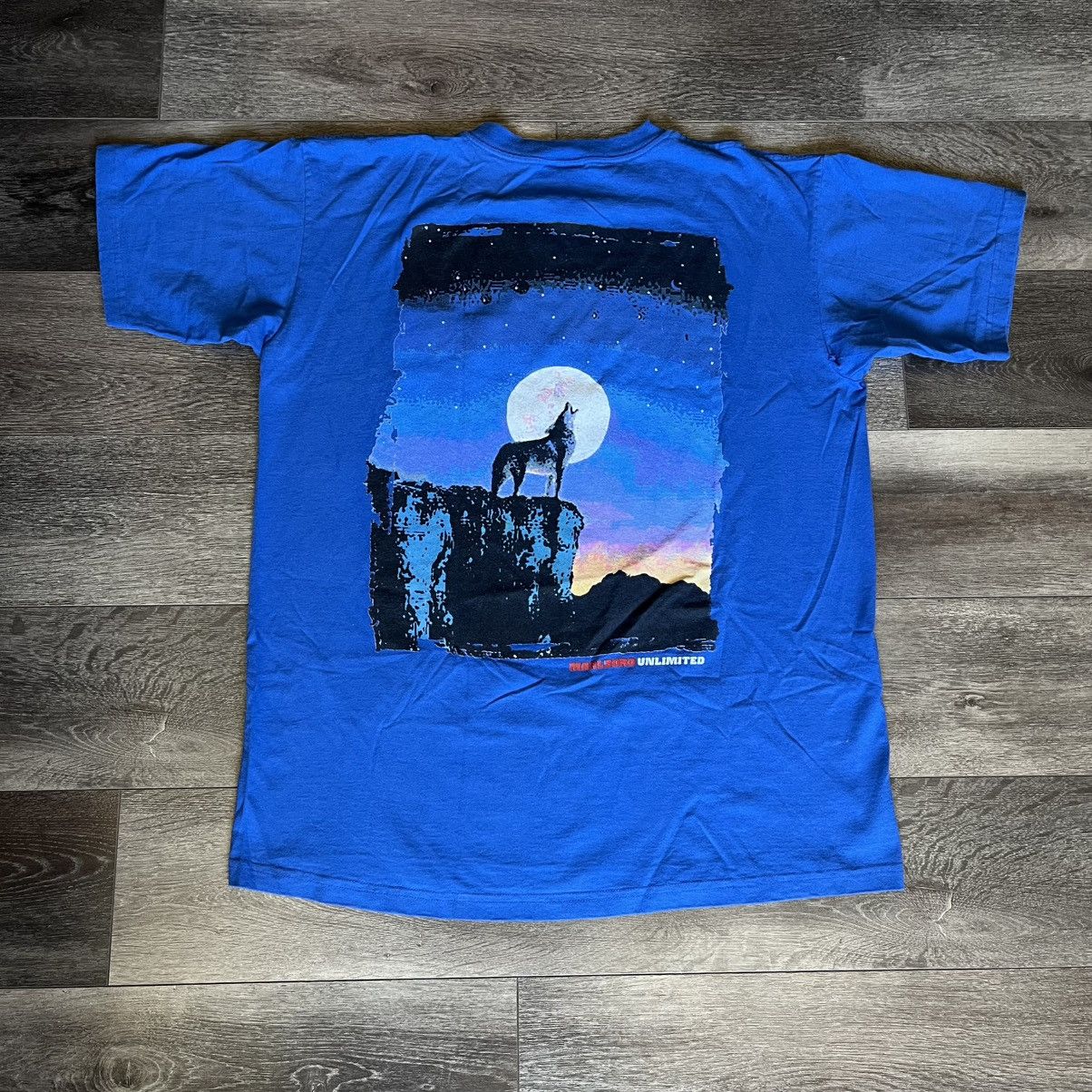 Vintage 1990s Marlboro Unlimited Wolf Graphic Pocket T Shirt