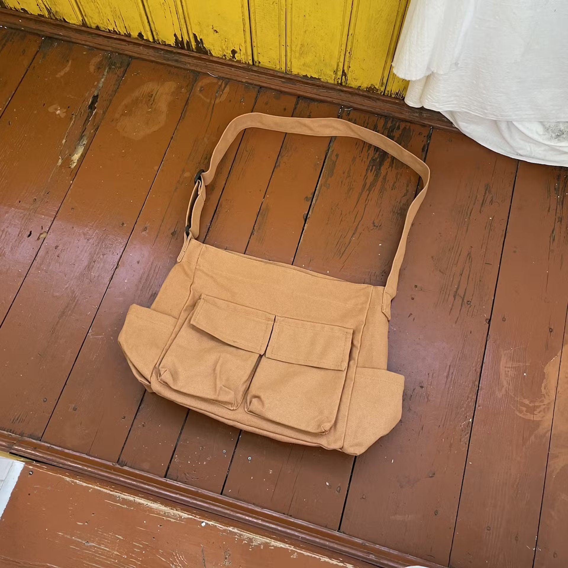 Other Sling Crossbody Bag y2k japanese style faded distressed Size ONE SIZE - 6 Thumbnail