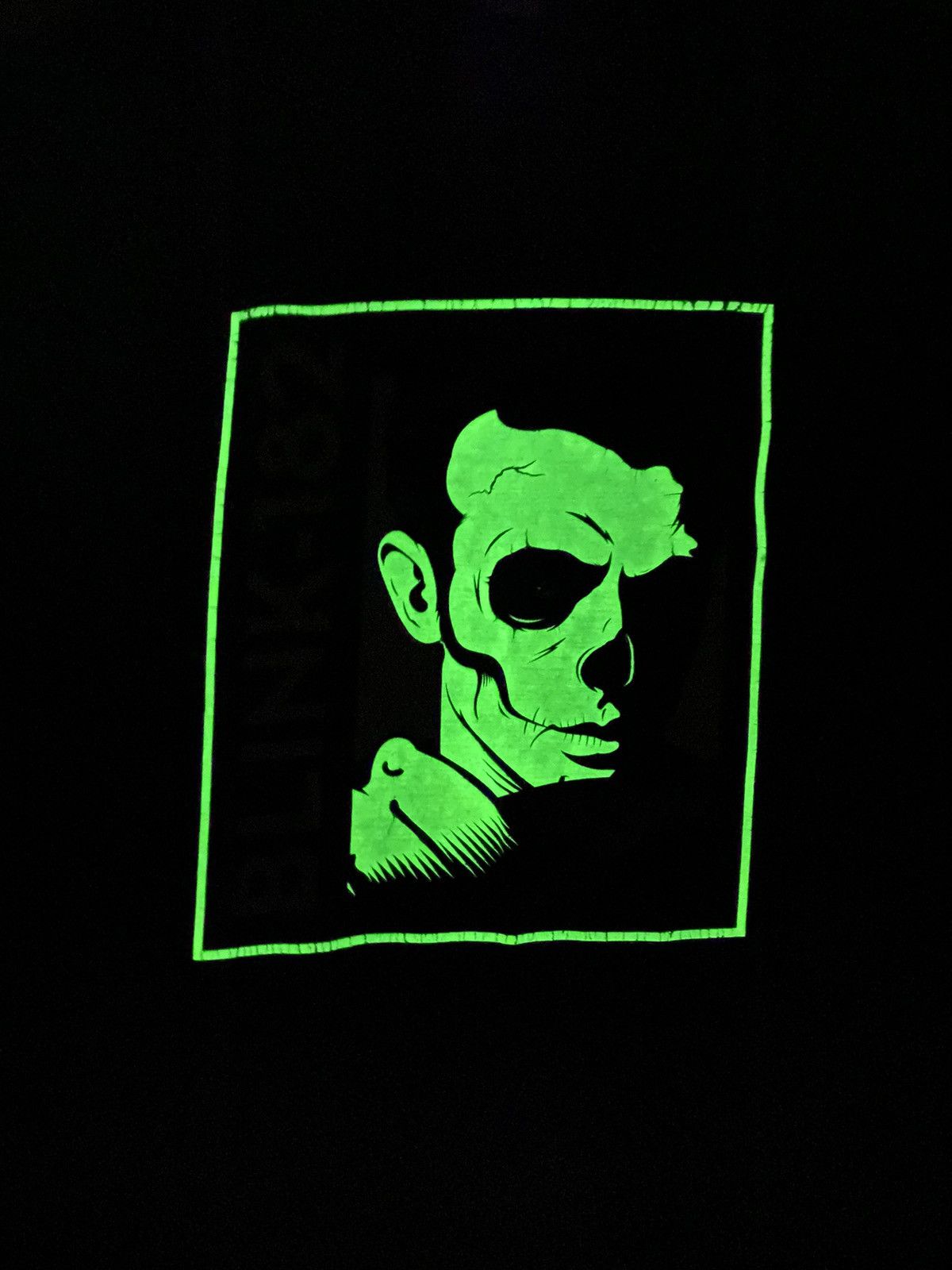 Band Tees Phosphorus Glowing Blink-182 2017 Tour T Shirt (Green Day) Size US XL / EU 56 / 4 - 3 Thumbnail