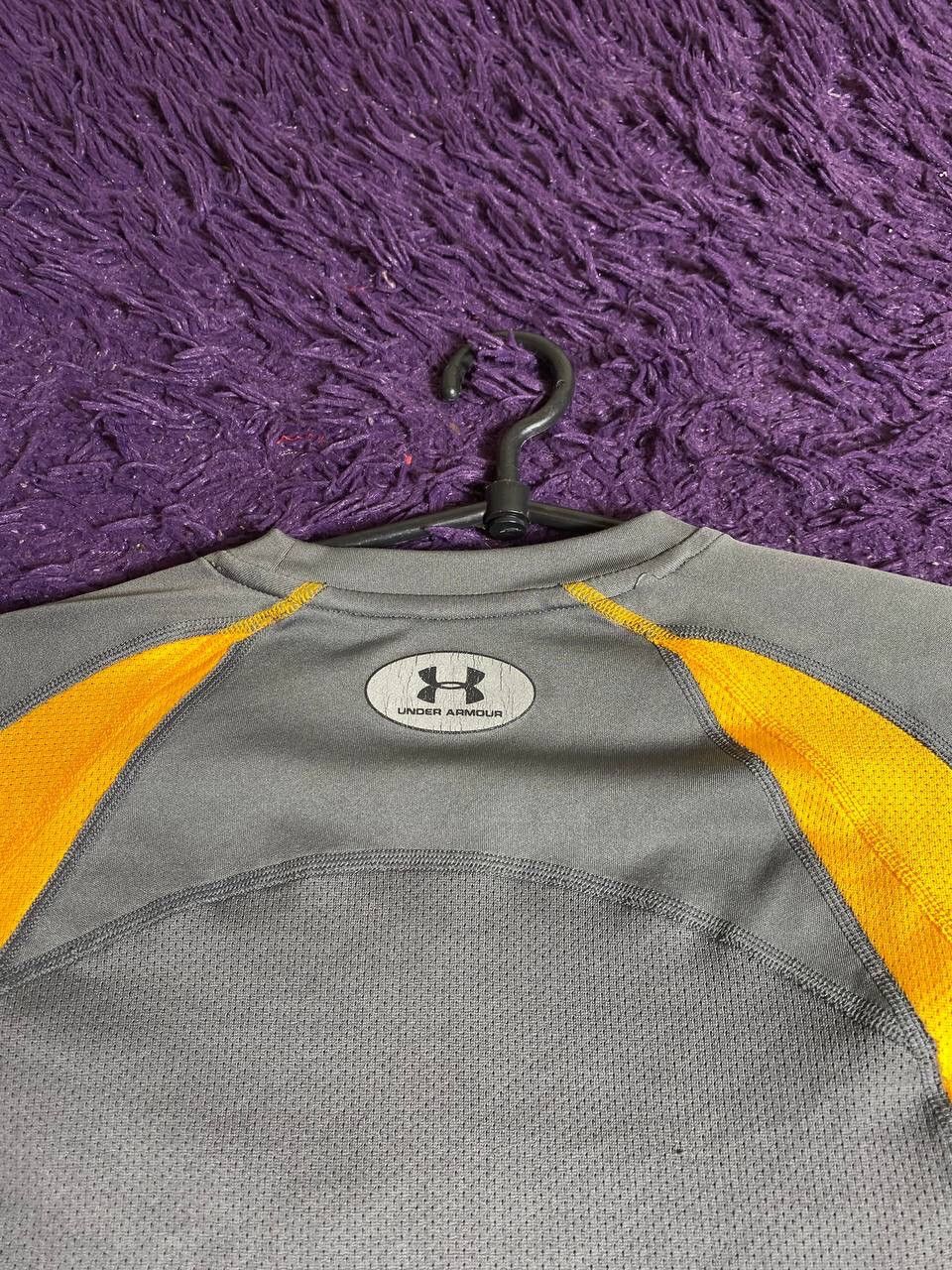 Under Armour × Vintage Men's Under Armour Small Heatgear T-Shirt 100% Size US M / EU 48-50 / 2 - 4 Thumbnail