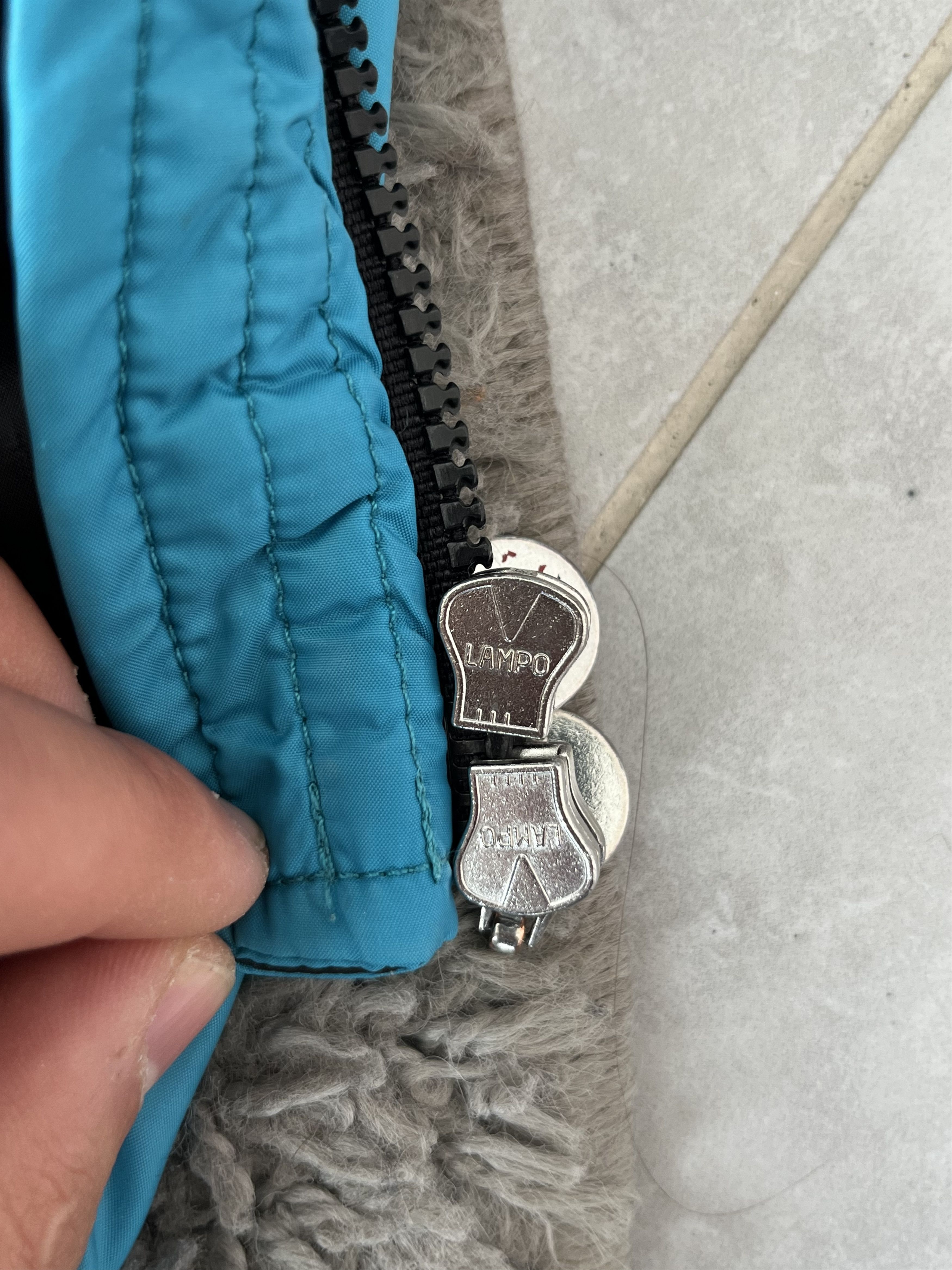 Moncler MONCLER Alpin Quilted Down Puffer Jacket Hooded Blue Color Size S / US 4 / IT 40 - 6 Thumbnail
