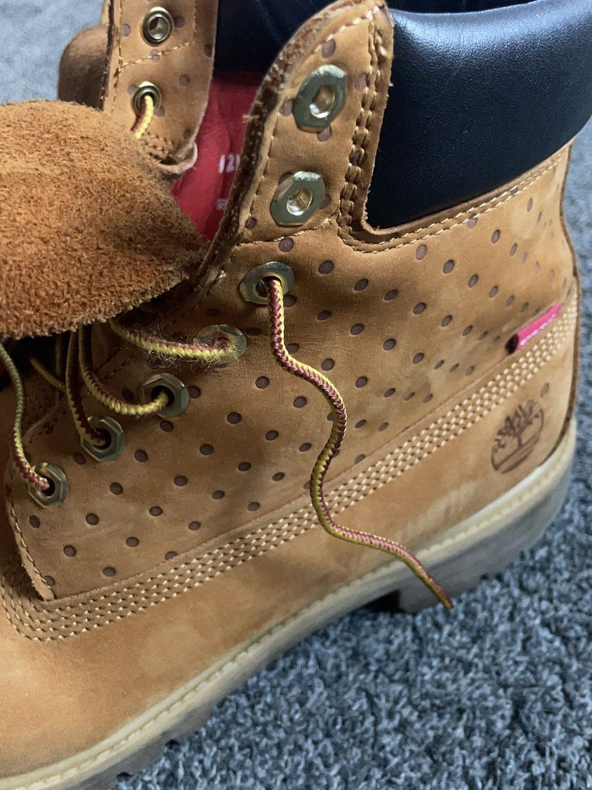 Timberland COMME des GARCONS x Supreme x 6 Inch 'Wheat' [3/12/15] Size US 12 / EU 45 - 3 Thumbnail