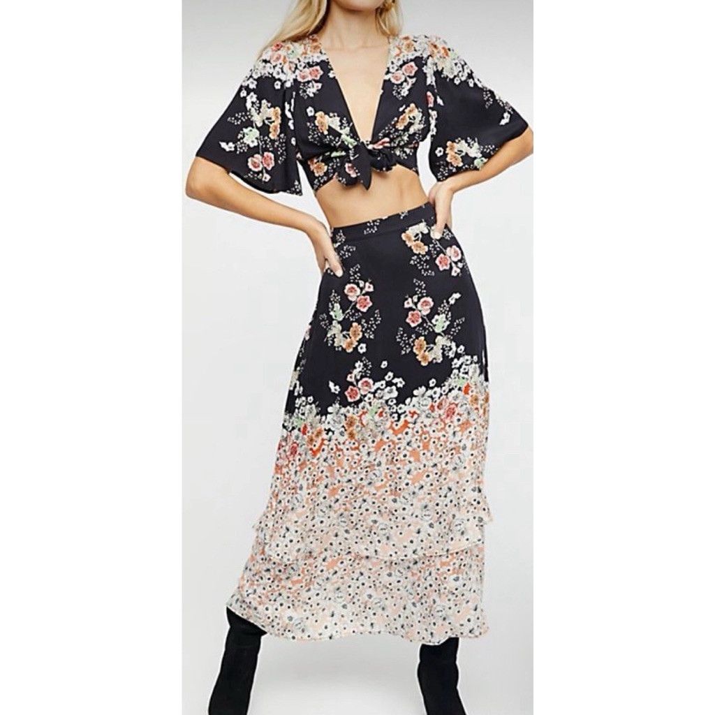 Free People Free People Floral Tie-Front Crop Top Size 0 Size XS / US 0-2 / IT 36-38 - 1 Thumbnail