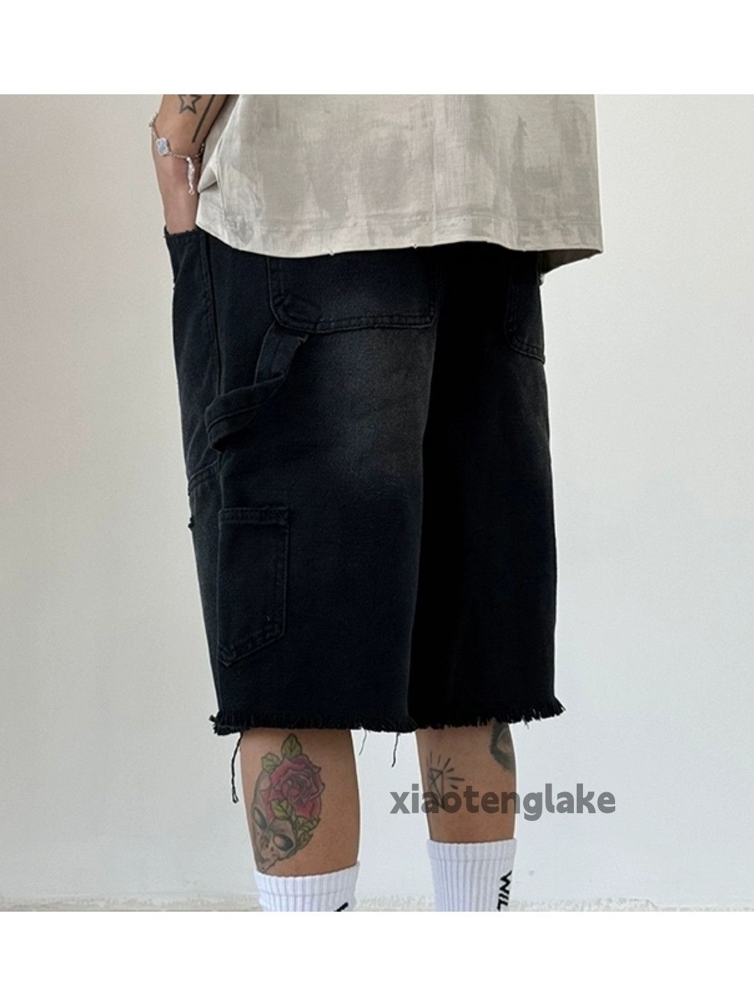 Vintage Unisex washed faded loose baggy cargo ripped shorts Size US 32 / EU 48 - 3 Thumbnail