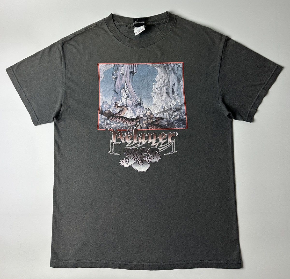 Band Tees VINTAGE YES RELAYER SNAKE ROCK BAND TEE , SHIRT Size US M / EU 48-50 / 2 - 2 Thumbnail