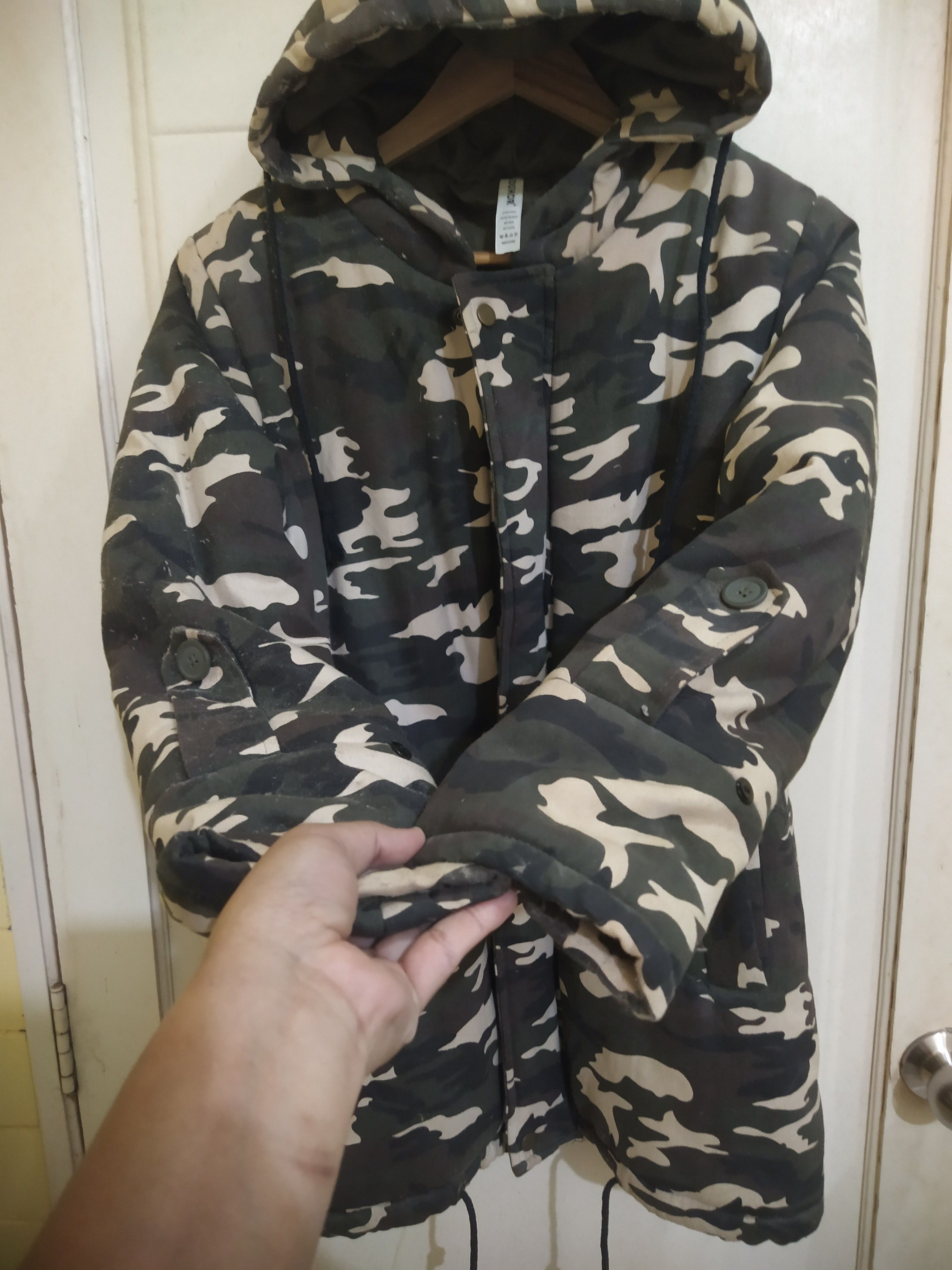 Japanese Brand Bisouhor Camo Padded Hooded Jacket Size US L / EU 52-54 / 3 - 4 Thumbnail