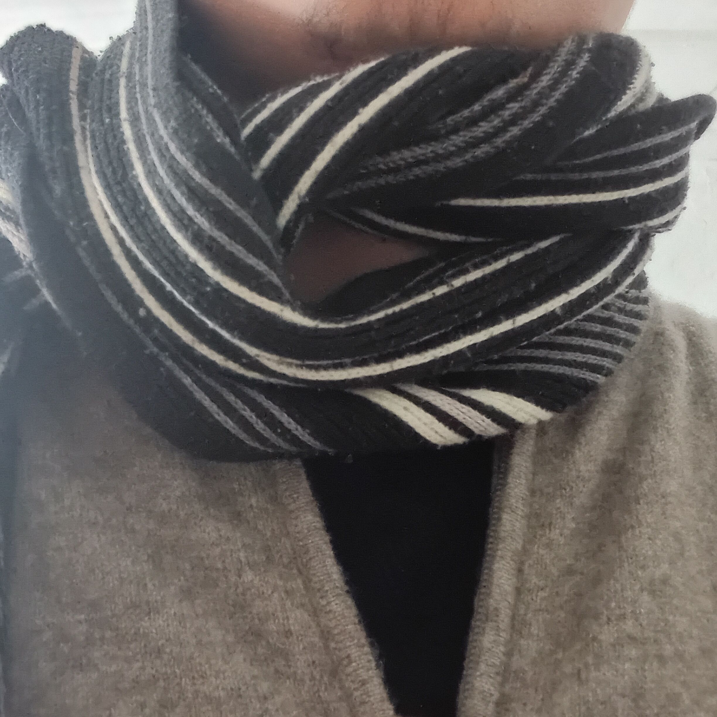Other Vintage Striped Knitted Scarf Black & Grey Fringe Size 40 - 1 Thumbnail