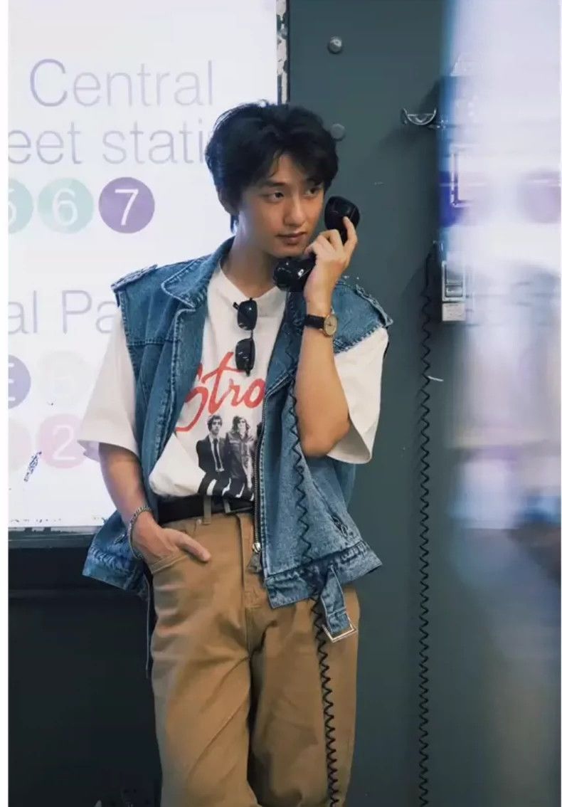 Maison Margiela Maison Margiela Early denim deformed vest top 2501-Nextarro Size US S / EU 44-46 / 1 - 8 Thumbnail