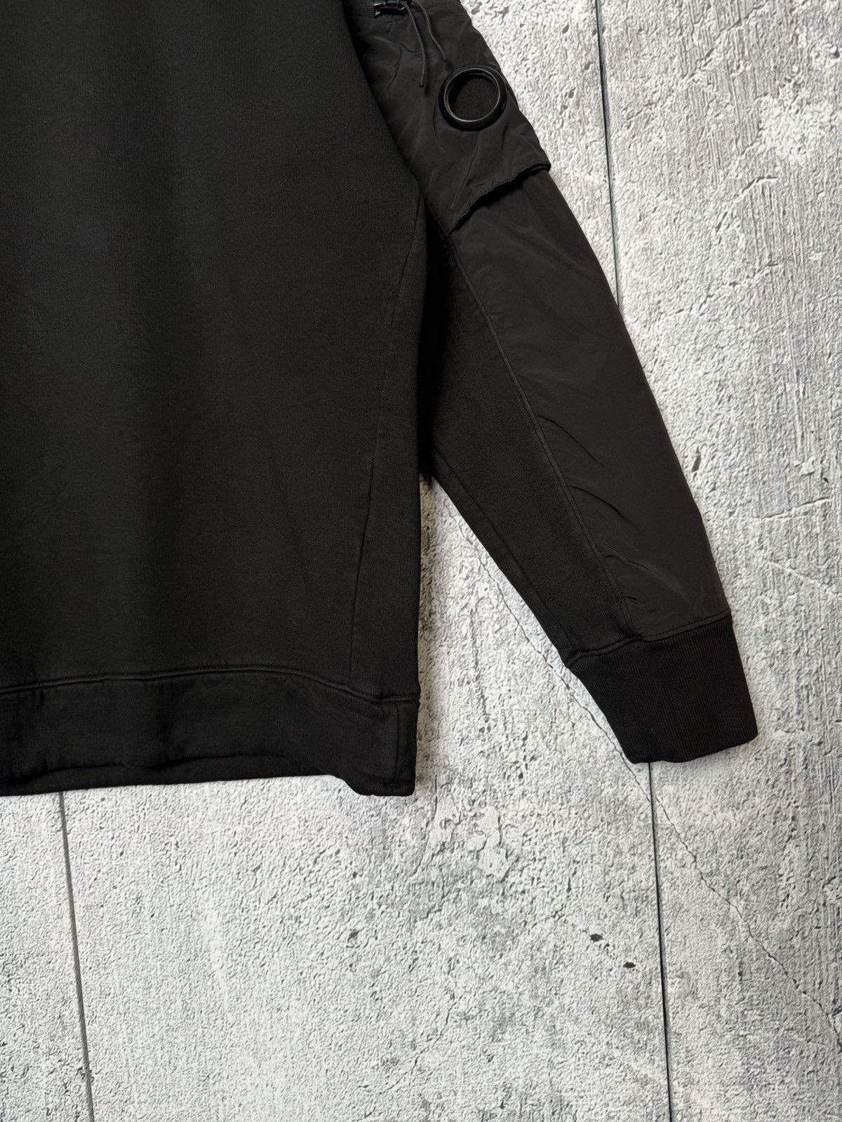 C.P. Company C. P. Company Crewneck Sweatshirt Nylon Lens Sleeve Pullover Size US M / EU 48-50 / 2 - 4 Thumbnail