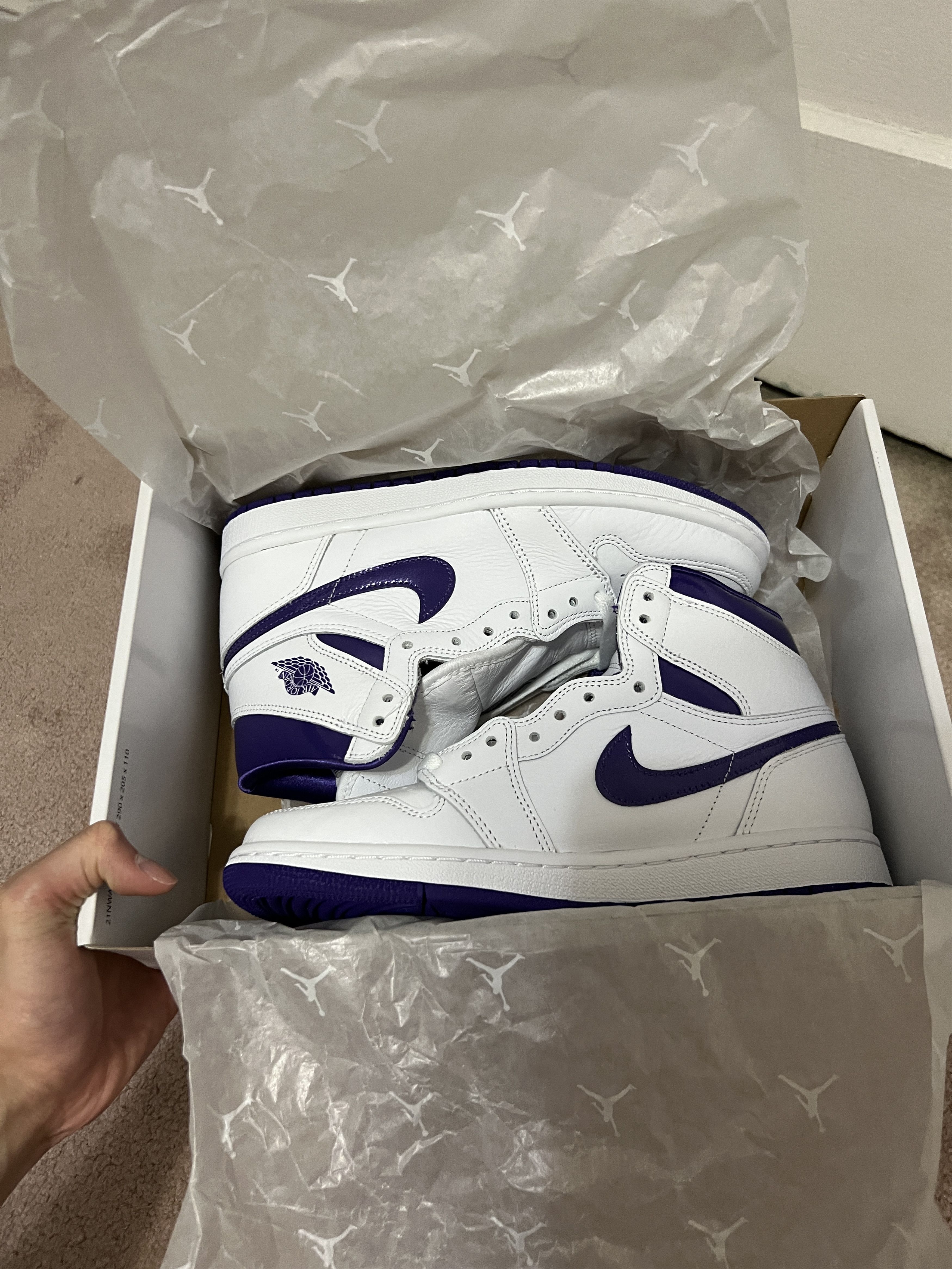 Jordan Brand Air Jordan 1 High OG Court Purple 2021 sz 5.5M sz 7W Size US 5.5 / EU 38 - 5 Thumbnail