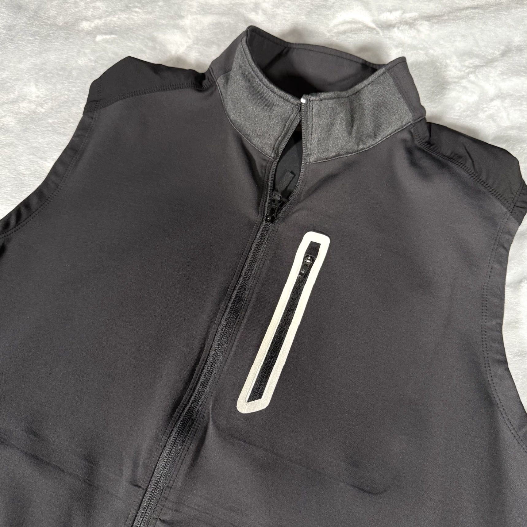 Rhone VINTAGE Rhone Full Zip Vest Jacket Mens 2XL Athletic Performance Stretch Black Size US XXL / EU 58 / 5 - 2 Thumbnail