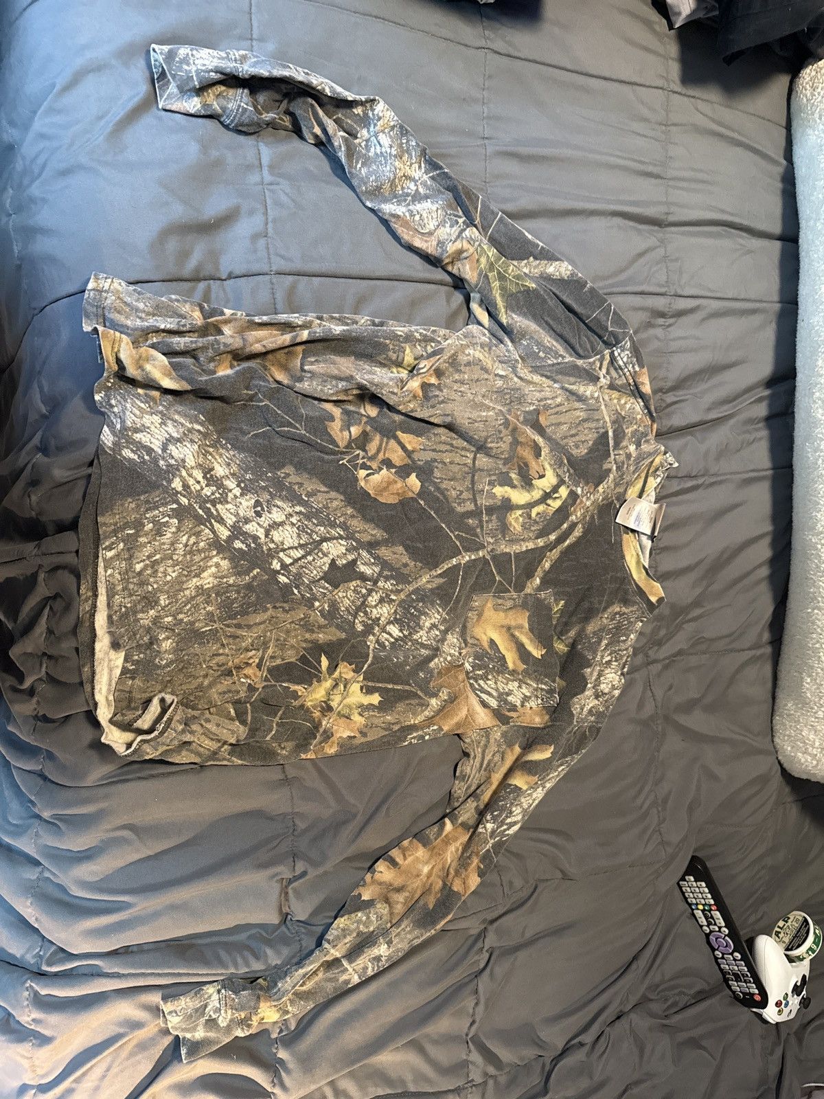 Carhartt Camo long sleeve shirt Size US M / EU 48-50 / 2 - 3 Thumbnail