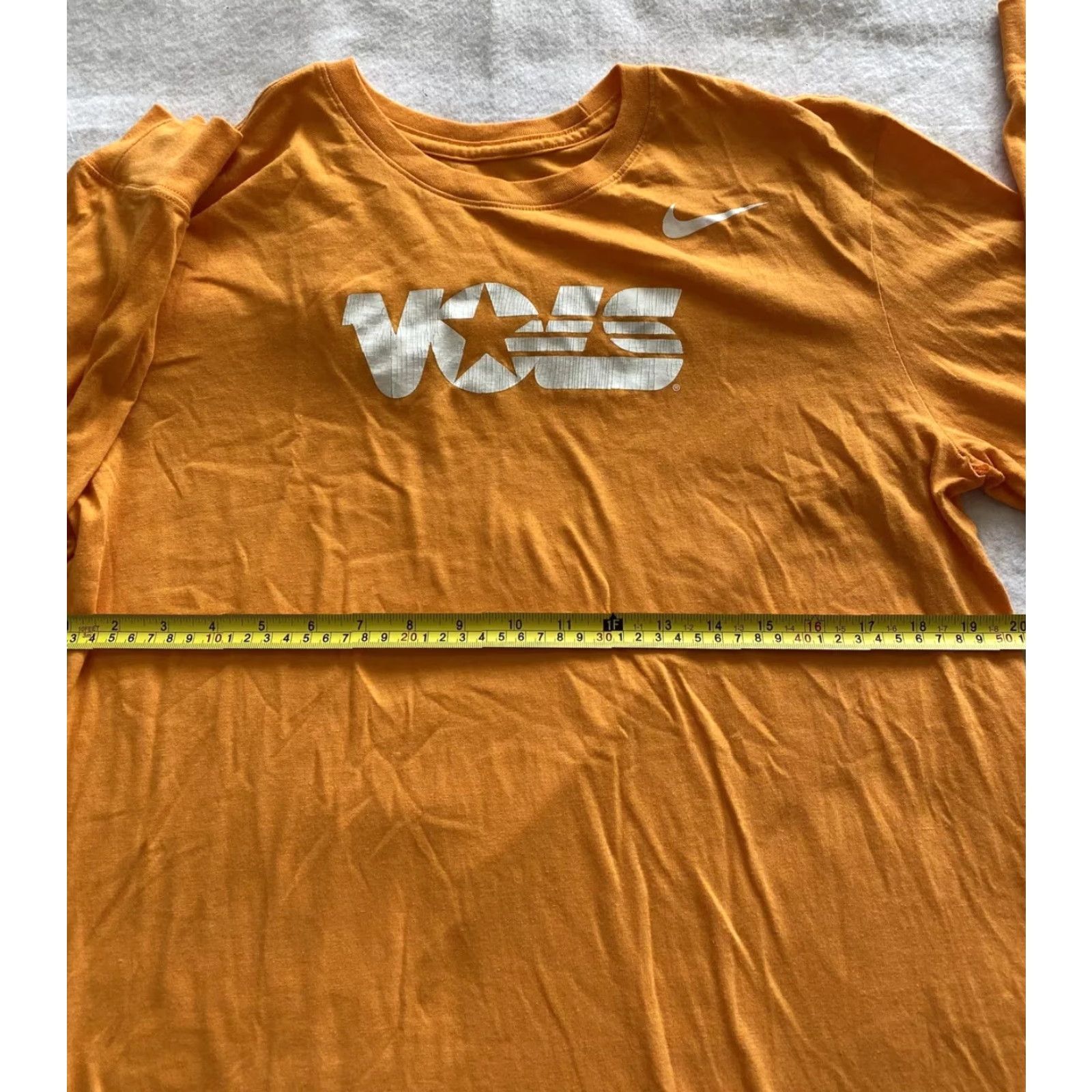 Nike NIKE T Shirt Mens Size L Long Sleeve 18-31 Orange Shirt Mens Long Sleeve Nike 18-31 Size US L / EU 52-54 / 3 - 5 Thumbnail