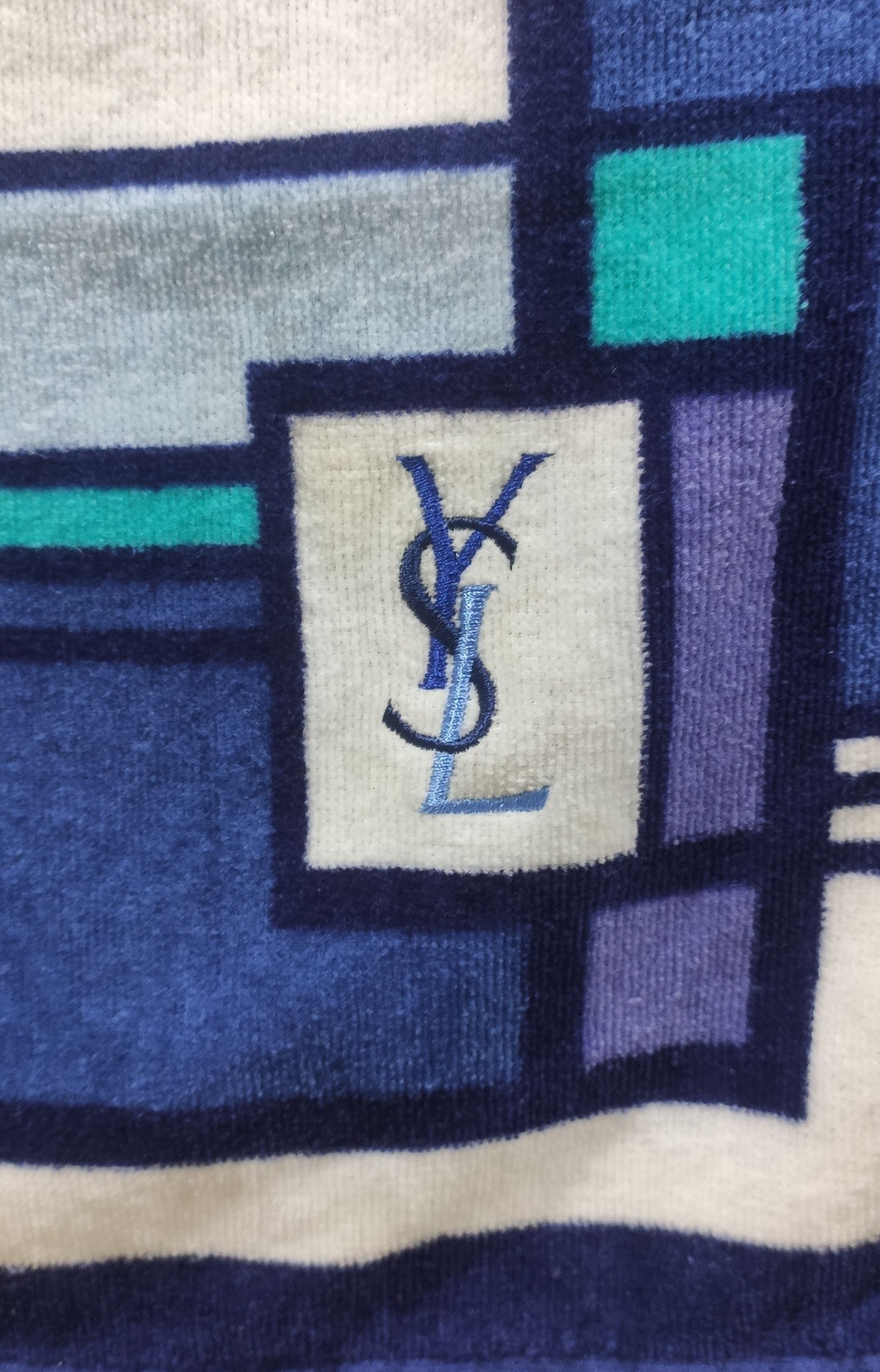 Yves Saint Laurent Yves Saint Laurent Face Towel Size ONE SIZE - 2 Thumbnail