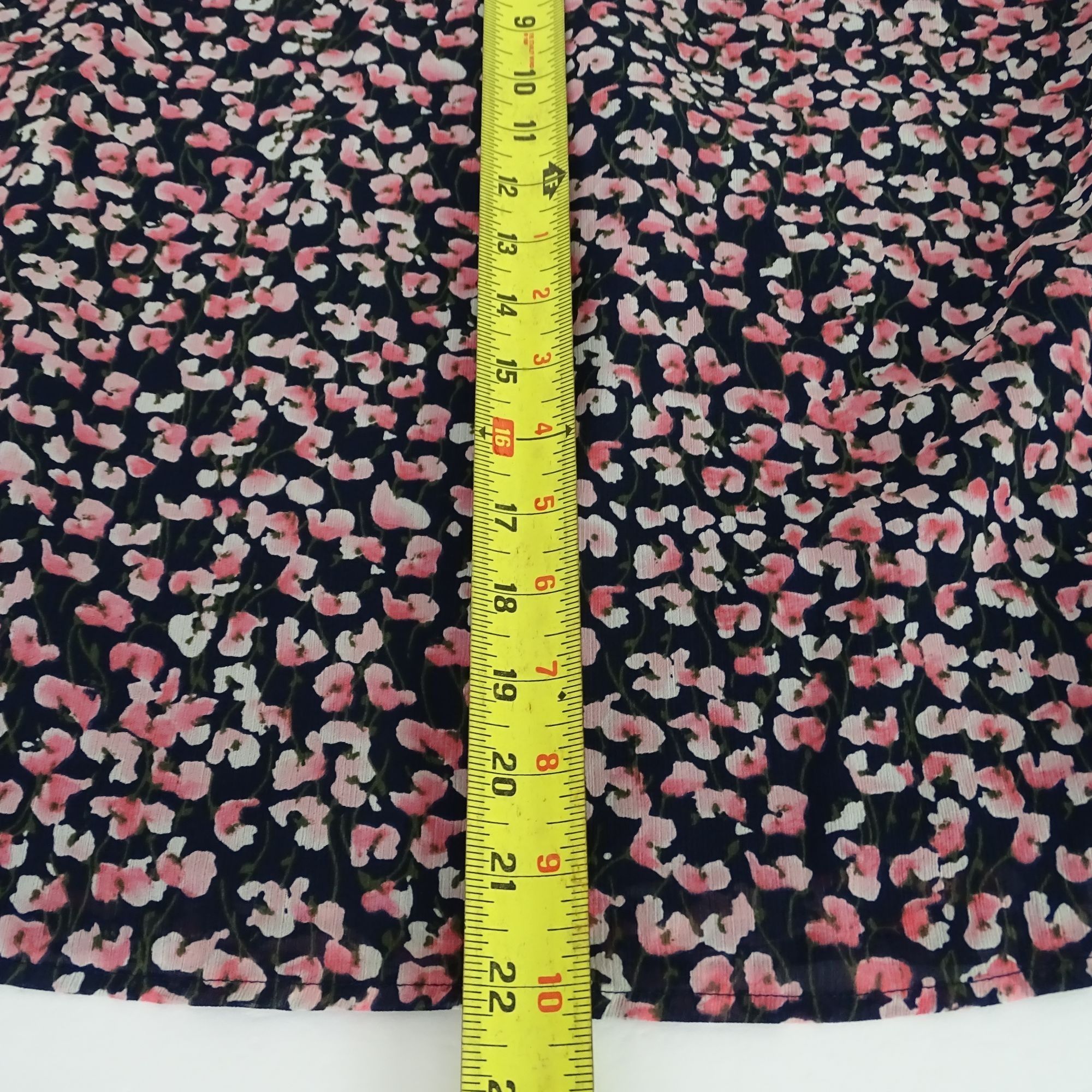 J.Crew J Crew Floral Print Cap Sleeve Blouse Women Size M Blue Pink Size M / US 6-8 / IT 42-44 - 9 Thumbnail
