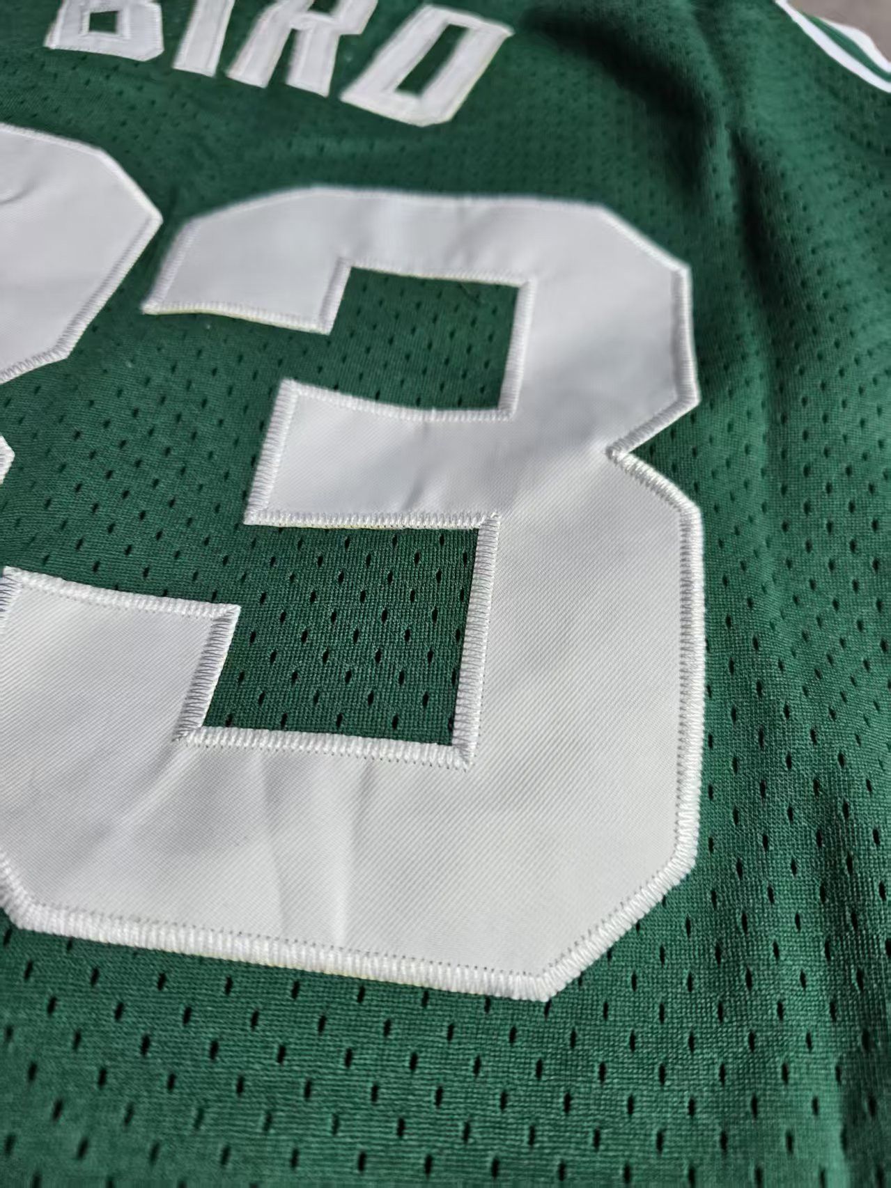 NBA #33 Larry Bird Jersey Boston Celtics 1985 86 Green Size US L / EU 52-54 / 3 - 6 Thumbnail