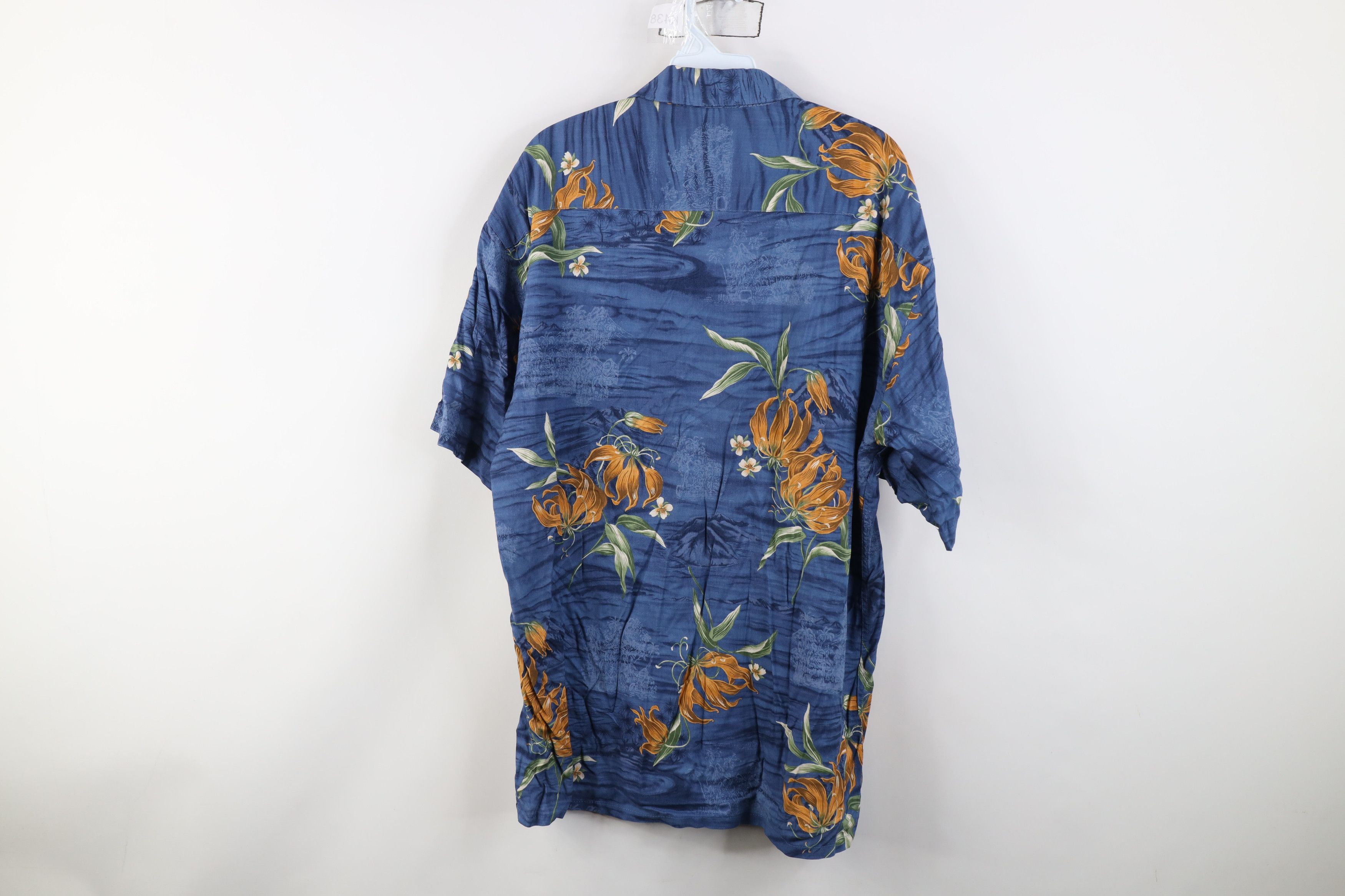 Vintage Vintage 90s Streetwear Gabardine Hawaiian Button Shirt Size US M / EU 48-50 / 2 - 10 Thumbnail