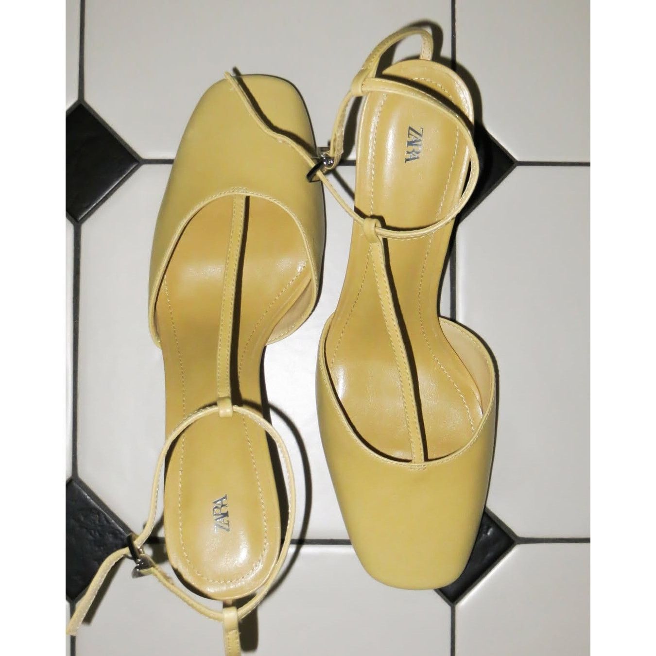Zara ZARA Yellow Leather Heels NWT Size US 7.5 / IT 37.5 - 7 Thumbnail