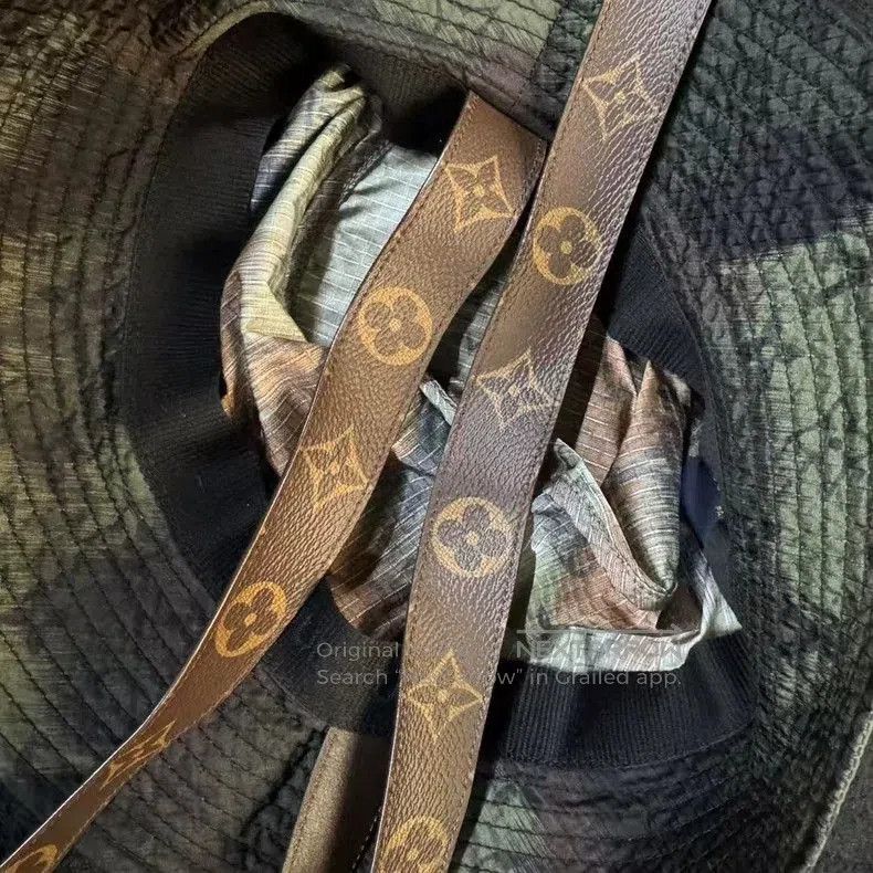 Louis Vuitton Green Camo Louis Vuitton Bucket Hat. Size ONE SIZE - 5 Thumbnail