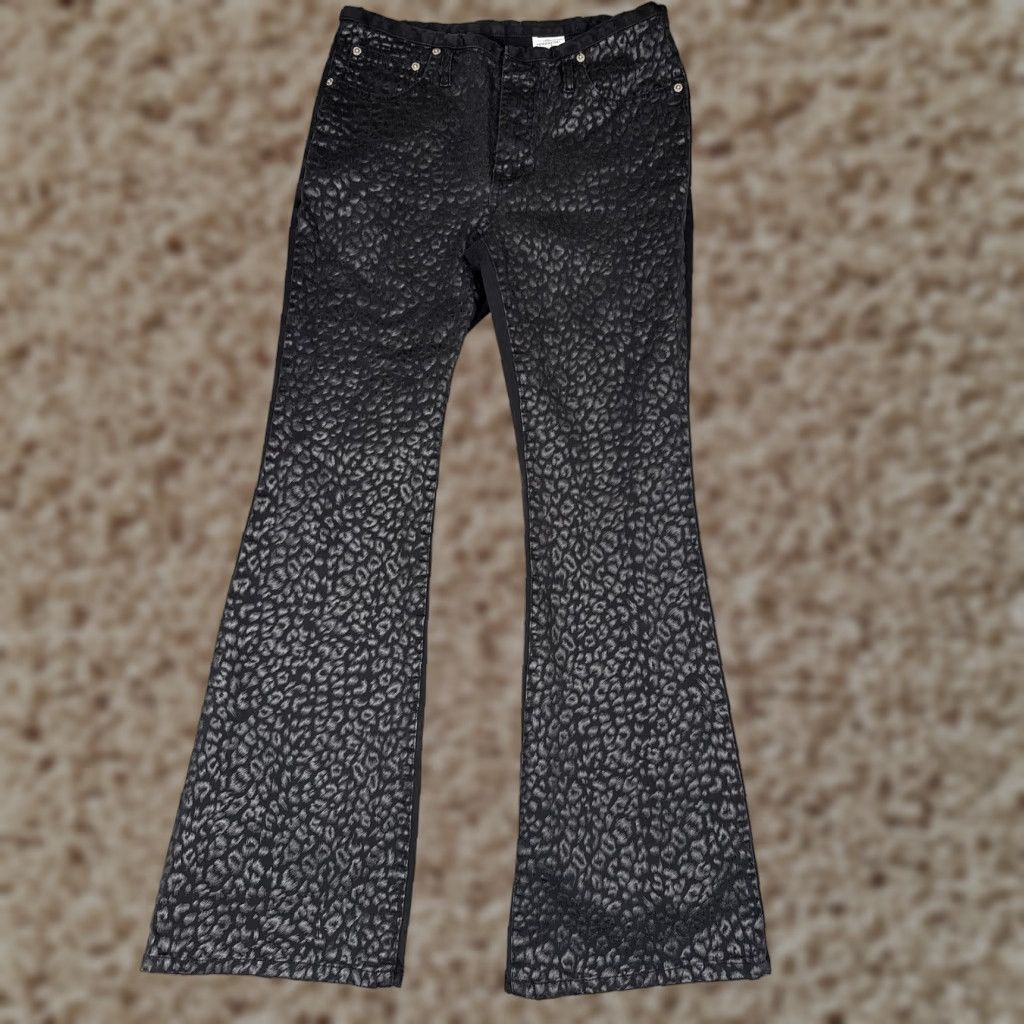 Jordache VINTAGE Jordache Jeans Women Bootcut Black Leopard Print Denim 28x30 90s Size 32" / US 10 / IT 46 - 1 Thumbnail