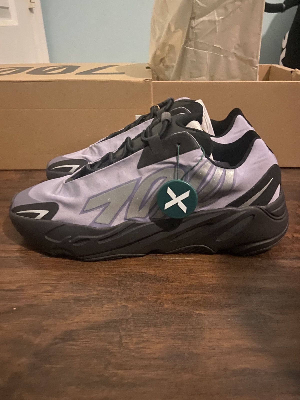 Adidas × Yeezy Adidas Yeezy Boost 700 MNVN Geode Size US 12 / EU 45 - 2 Thumbnail