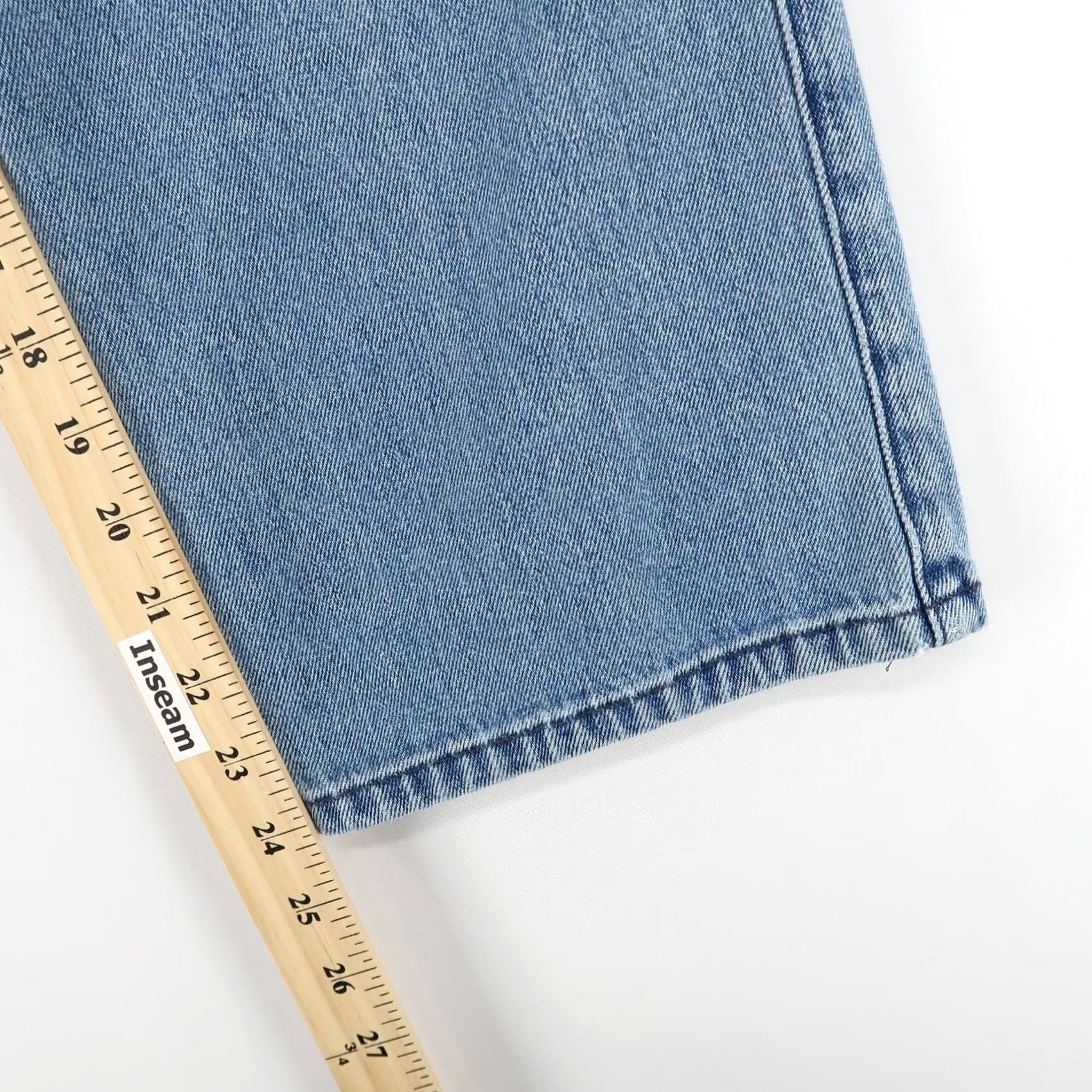 Vintage Item Specifications: Material: Genuine Leather, Thickness: 0.5 inches Size 27" / US 4 / IT 40 - 7 Thumbnail