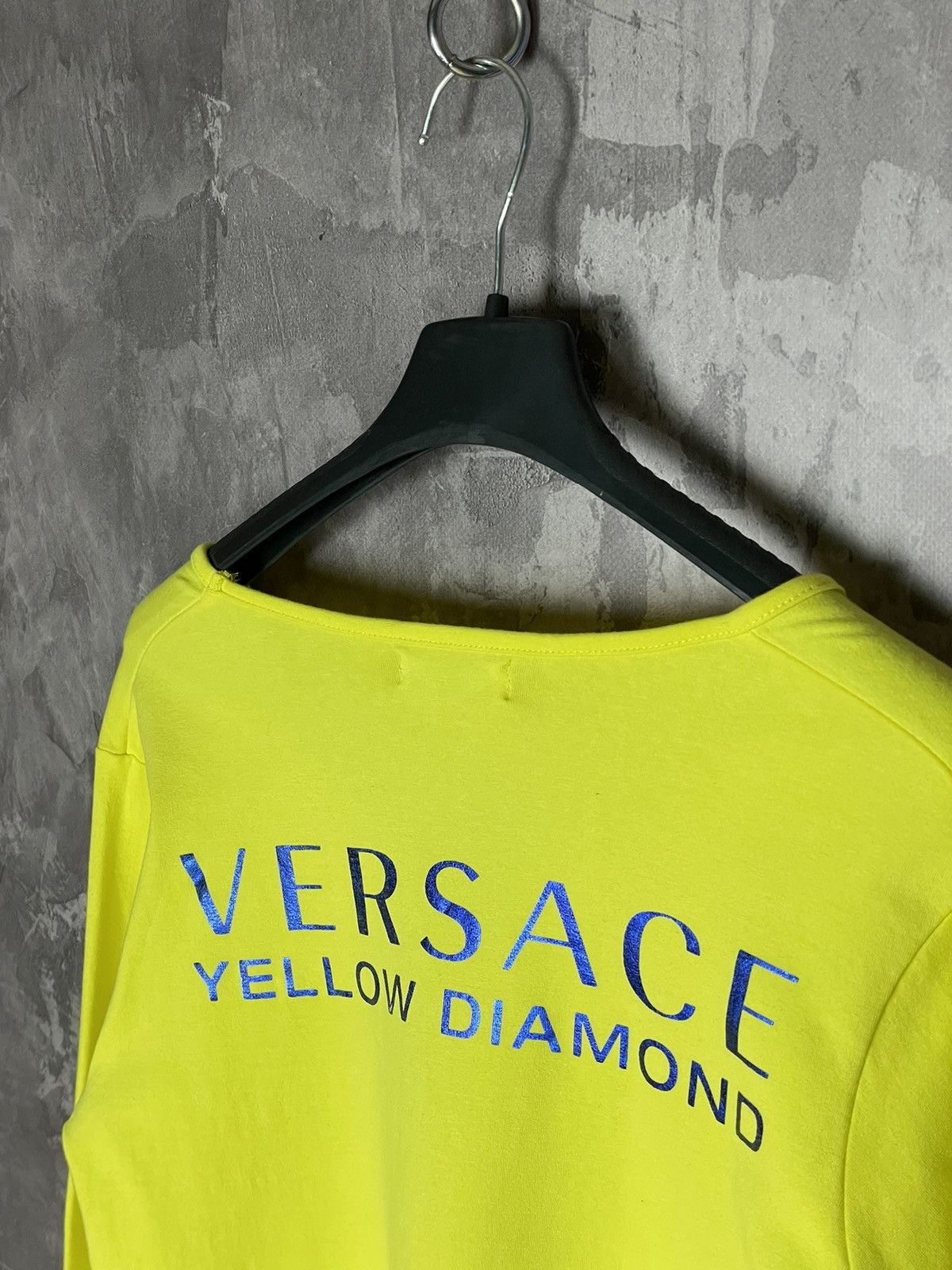 Versace × Vintage Versace Parfums line yellow diamond Y2K vintage t shirt Size M / US 6-8 / IT 42-44 - 8 Thumbnail