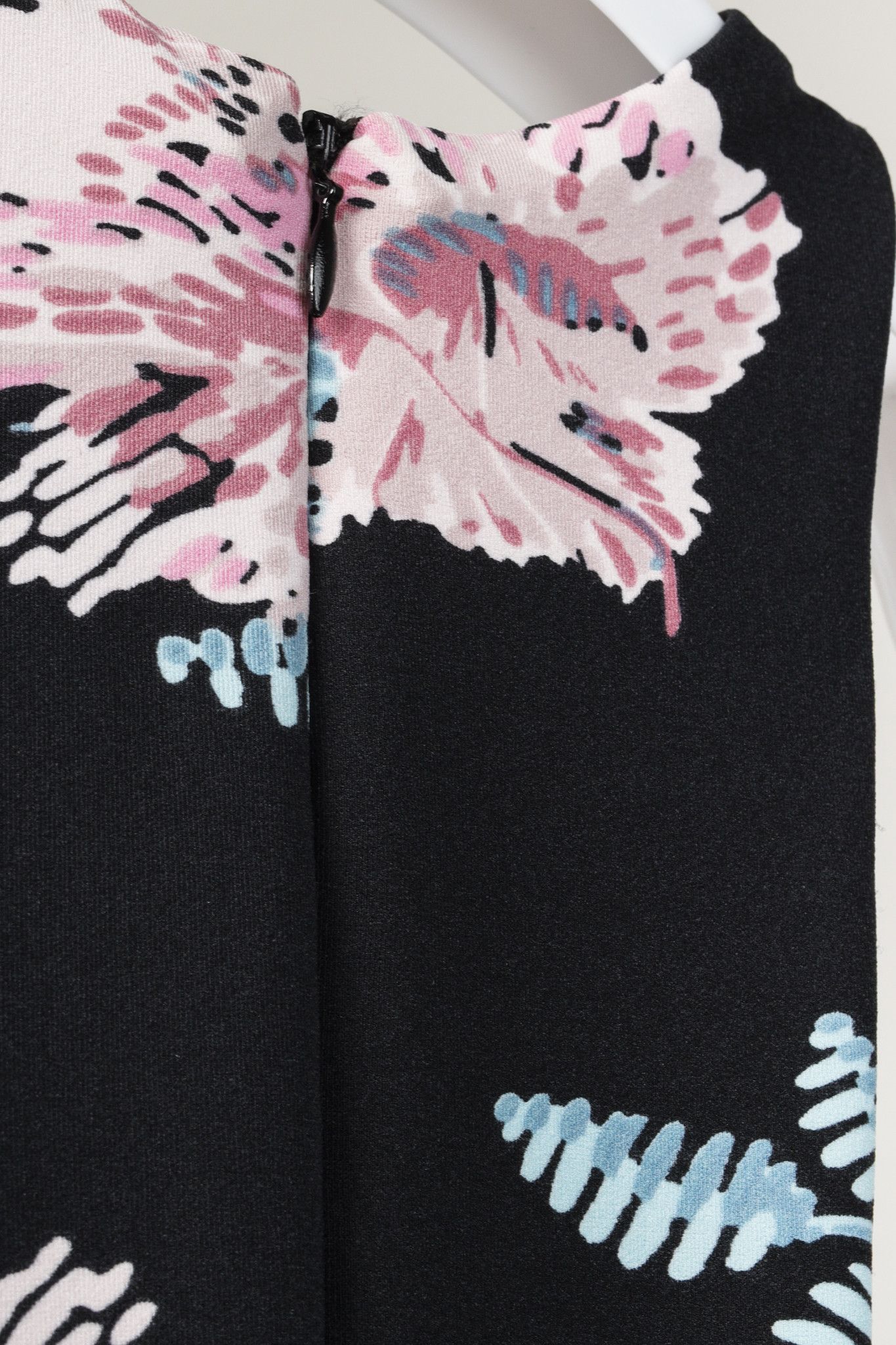 Elizabeth and James Elizabeth and James Leya Black-Multi Floral Midi Dress Size M / US 6-8 / IT 42-44 - 7 Thumbnail