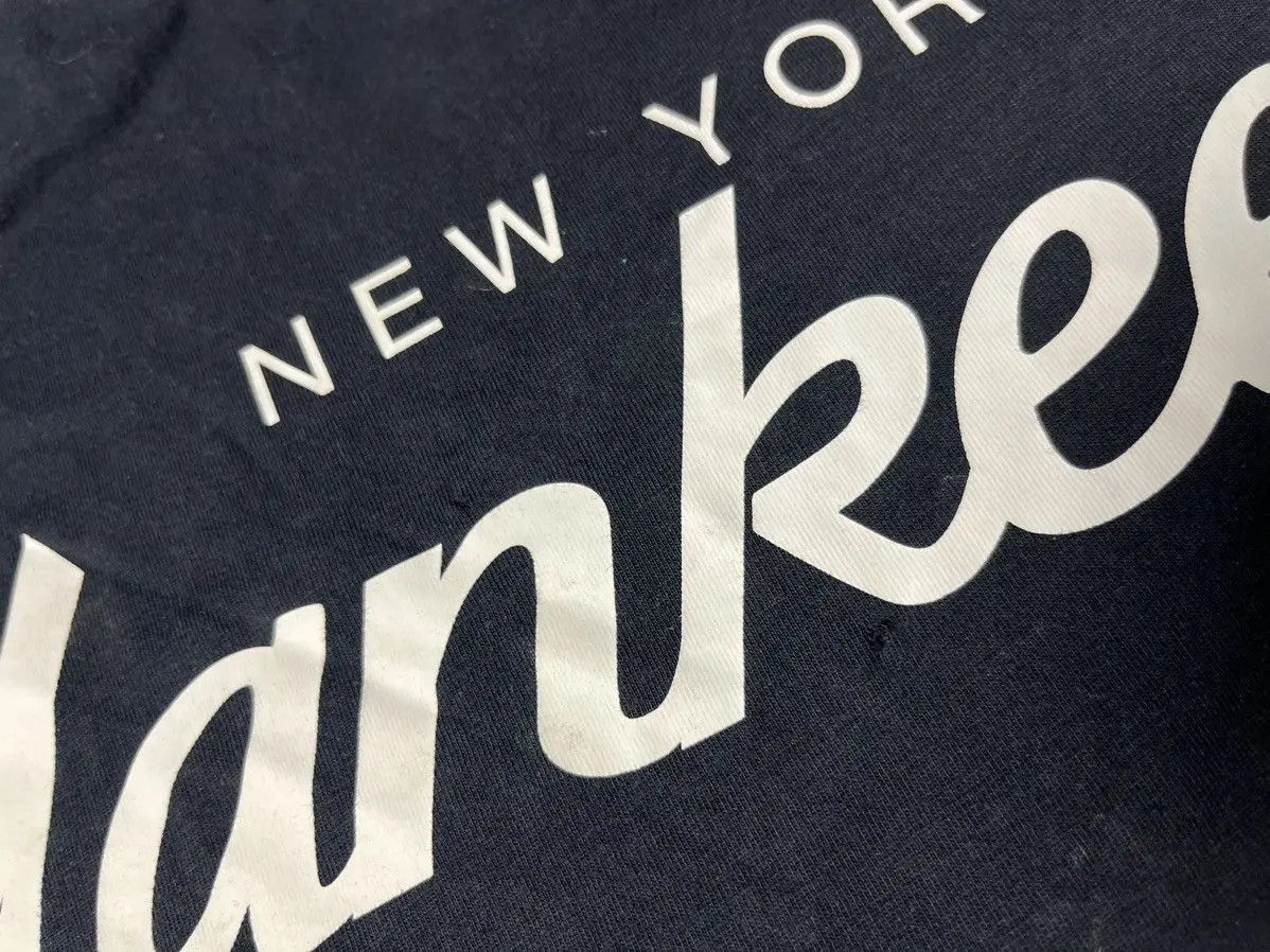 MLB New York Yankees T-shirt size Medium Size US M / EU 48-50 / 2 - 5 Thumbnail