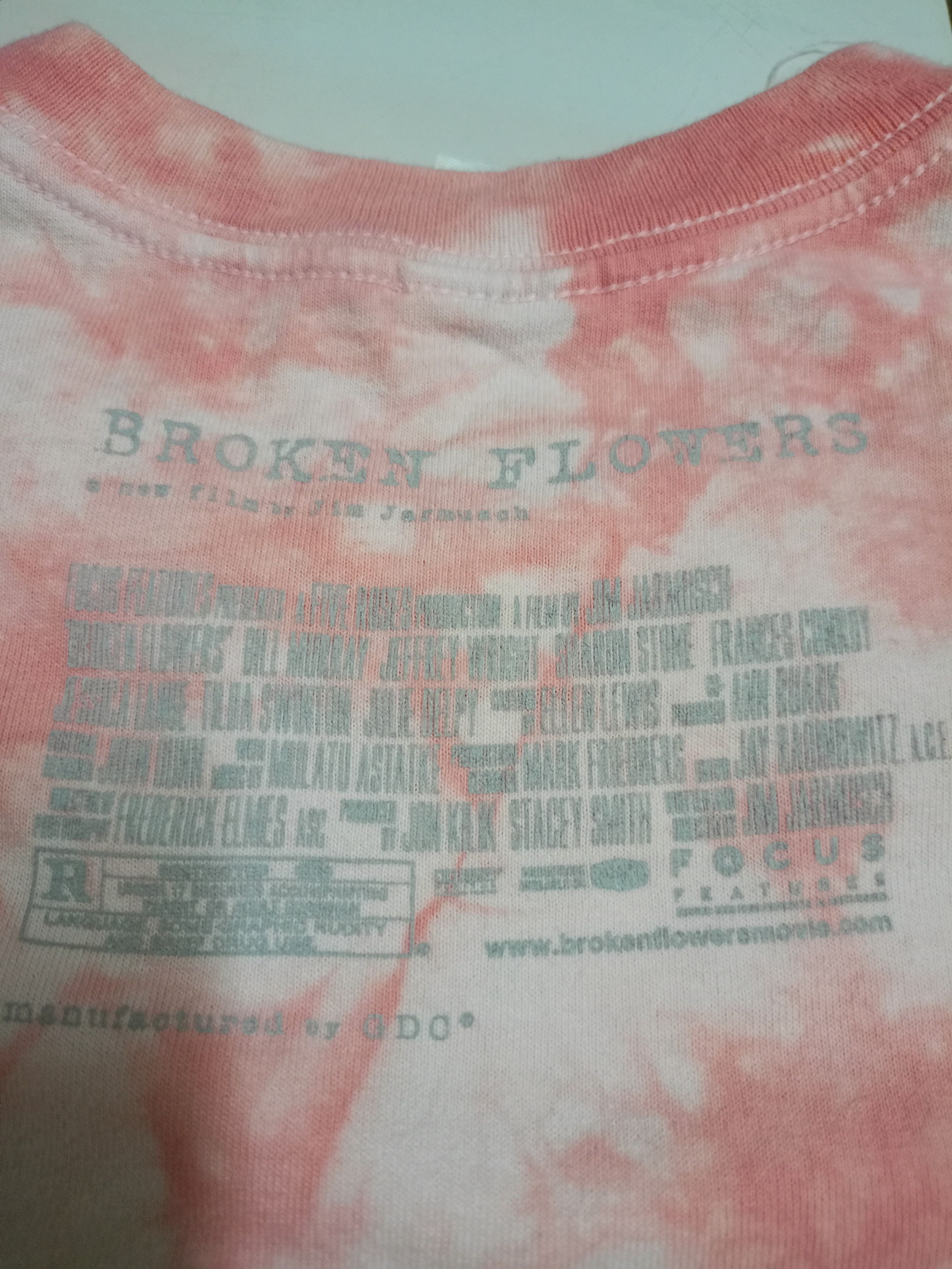 Vintage Vintage broken flowers movie t shirt Size US M / EU 48-50 / 2 - 4 Thumbnail