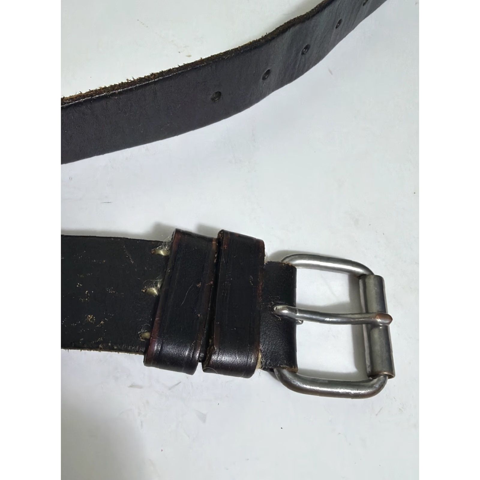 Gap VINTAGE Gap Black Leather Belt Double Metal Loop Flaw Holes Size 34” Women's Small S Metal 34” Belt Women Gap Black Leather Belt 90s Y2K Size ONE SIZE - 3 Thumbnail